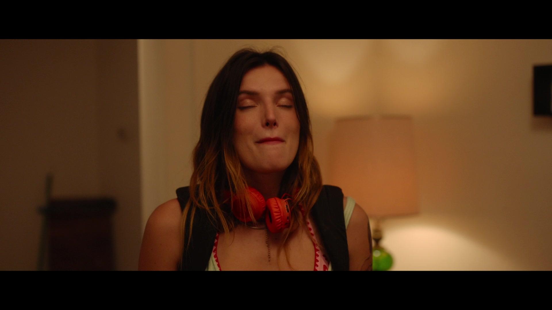 Infamous_2020_1080p_BTD_000682.jpg