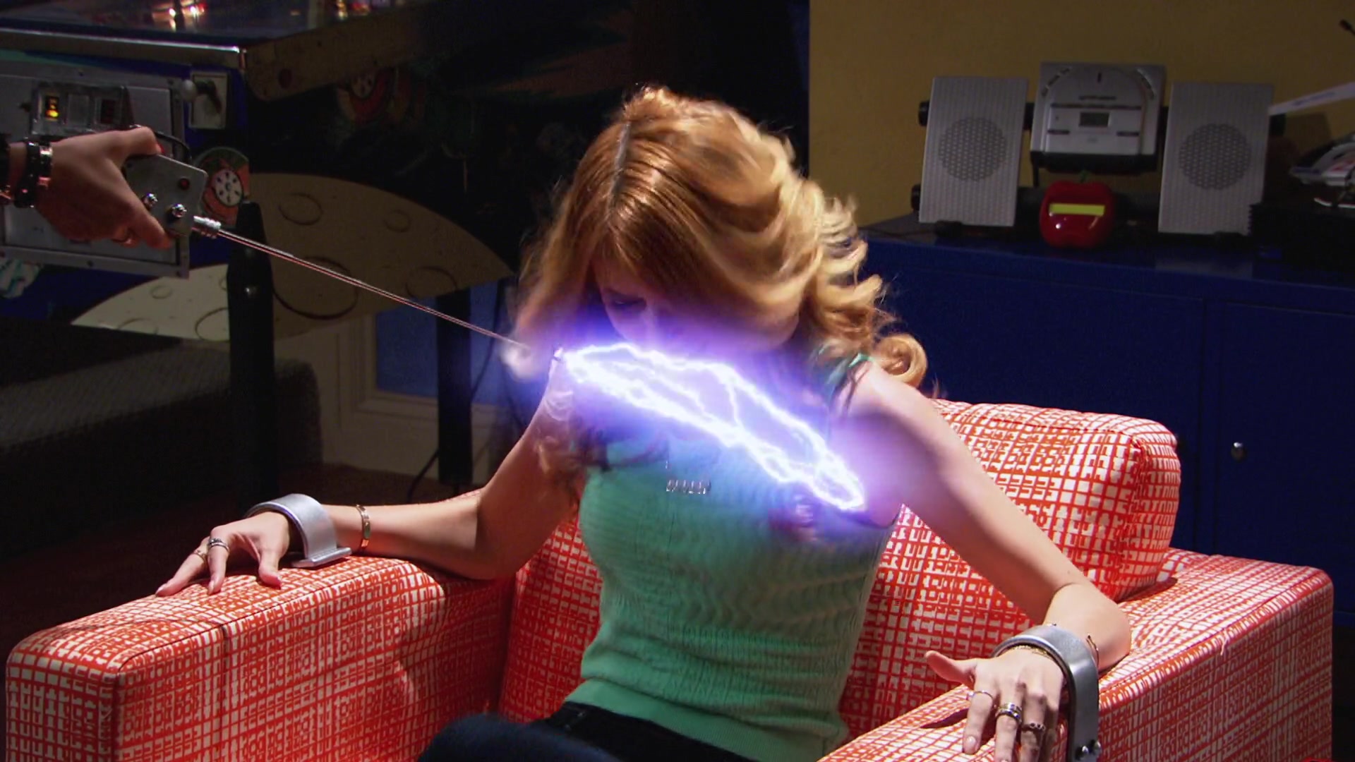 K_C_Undercover_S01E09_Spy_anoia_Will_Destroy_1080p_BTD_001749.jpg K_C_Undercover_S01E09_Spy_anoia_Will_Destroy_1080p_BTD_001749.jpg
