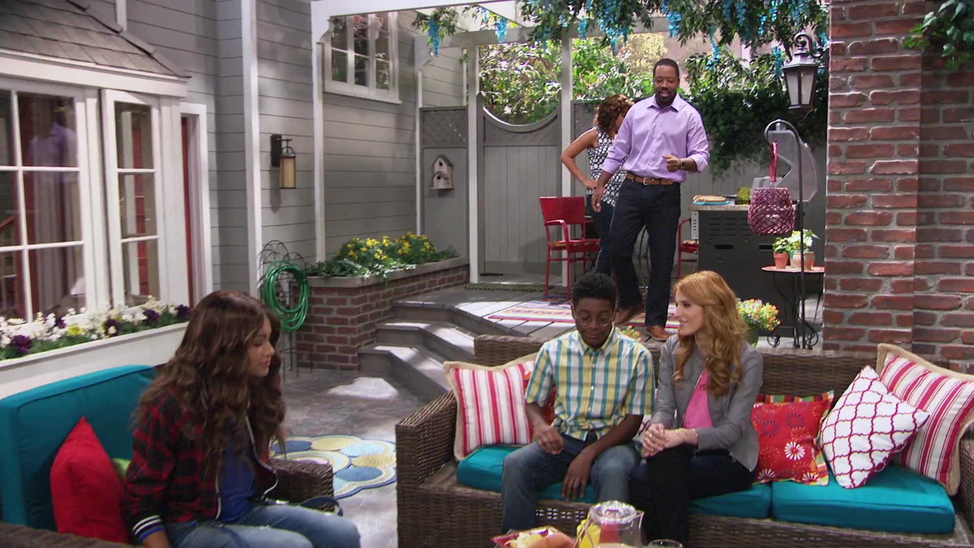 K_C_Undercover_S01E09_Spy_anoia_Will_Destroy_1080p_BTD_002102.jpg K_C_Undercover_S01E09_Spy_anoia_Will_Destroy_1080p_BTD_002102.jpg