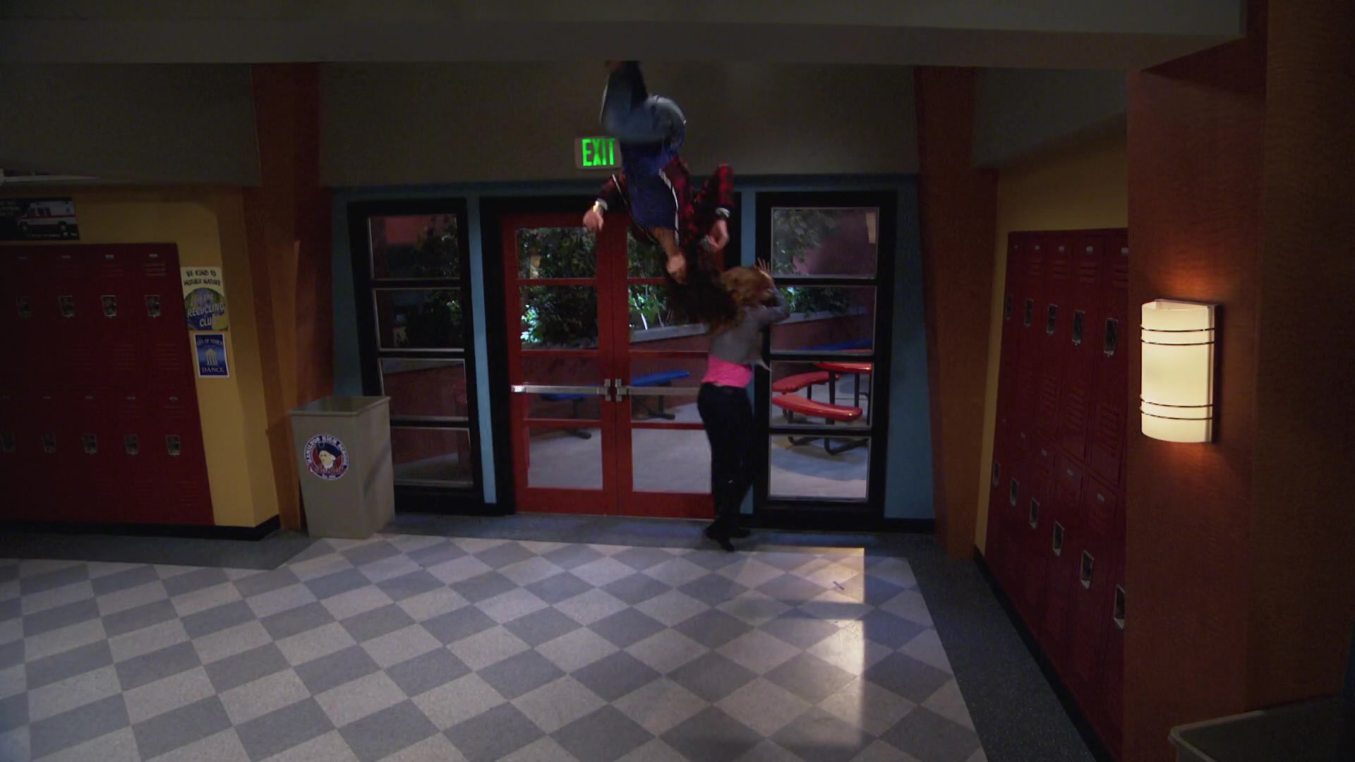 K_C_Undercover_S01E09_Spy_anoia_Will_Destroy_1080p_BTD_002630.jpg