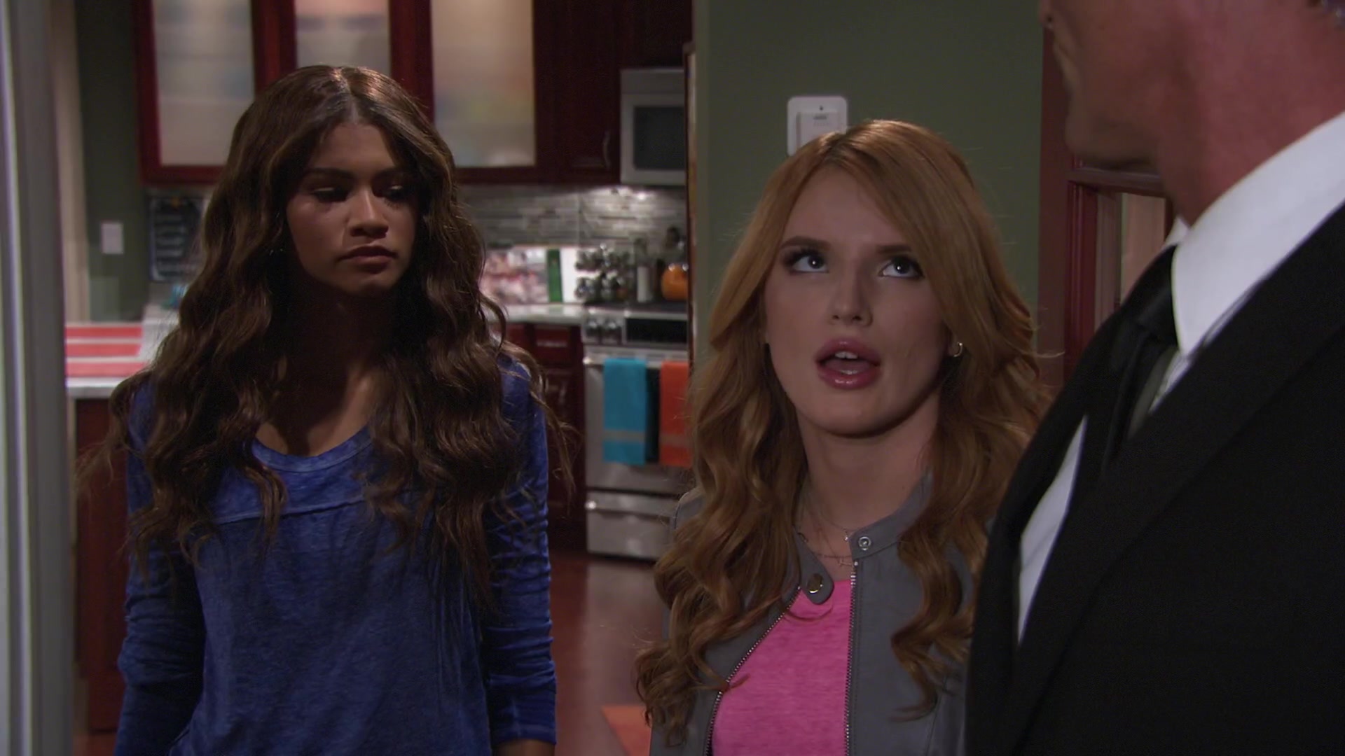 K_C_Undercover_S01E09_Spy_anoia_Will_Destroy_1080p_BTD_003013.jpg