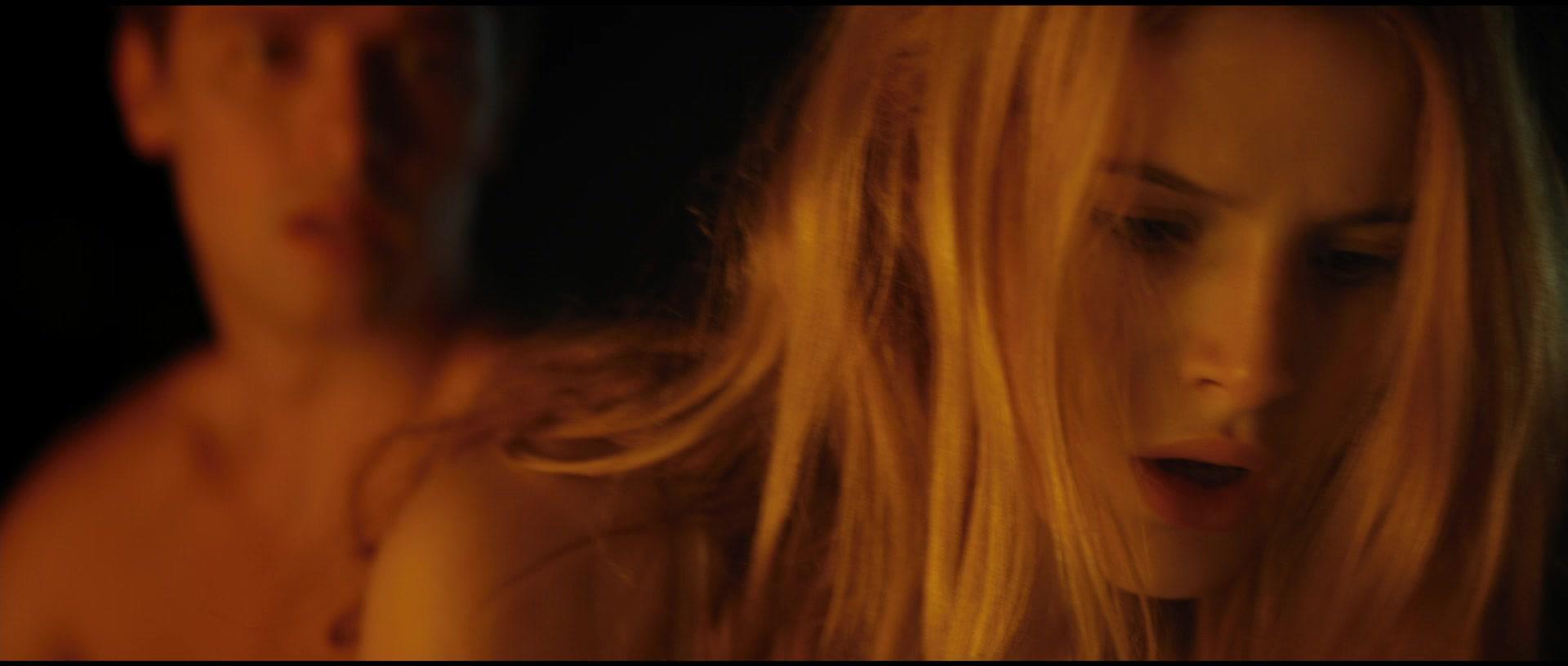 Midnight_Sun_1080p_BTD_007121.jpg Midnight_Sun_1080p_BTD_007121.jpg