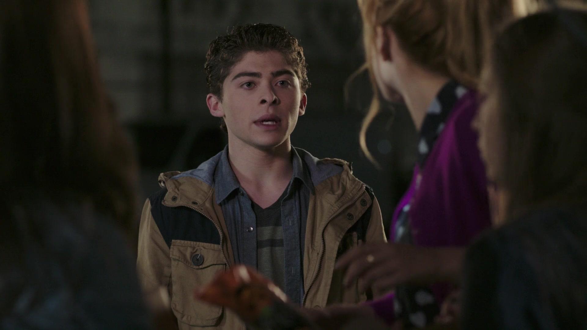 Mostly_Ghostly_Have_You_Met_My_Ghoulfriend_1080p_BluRay_BTD_001528.jpg