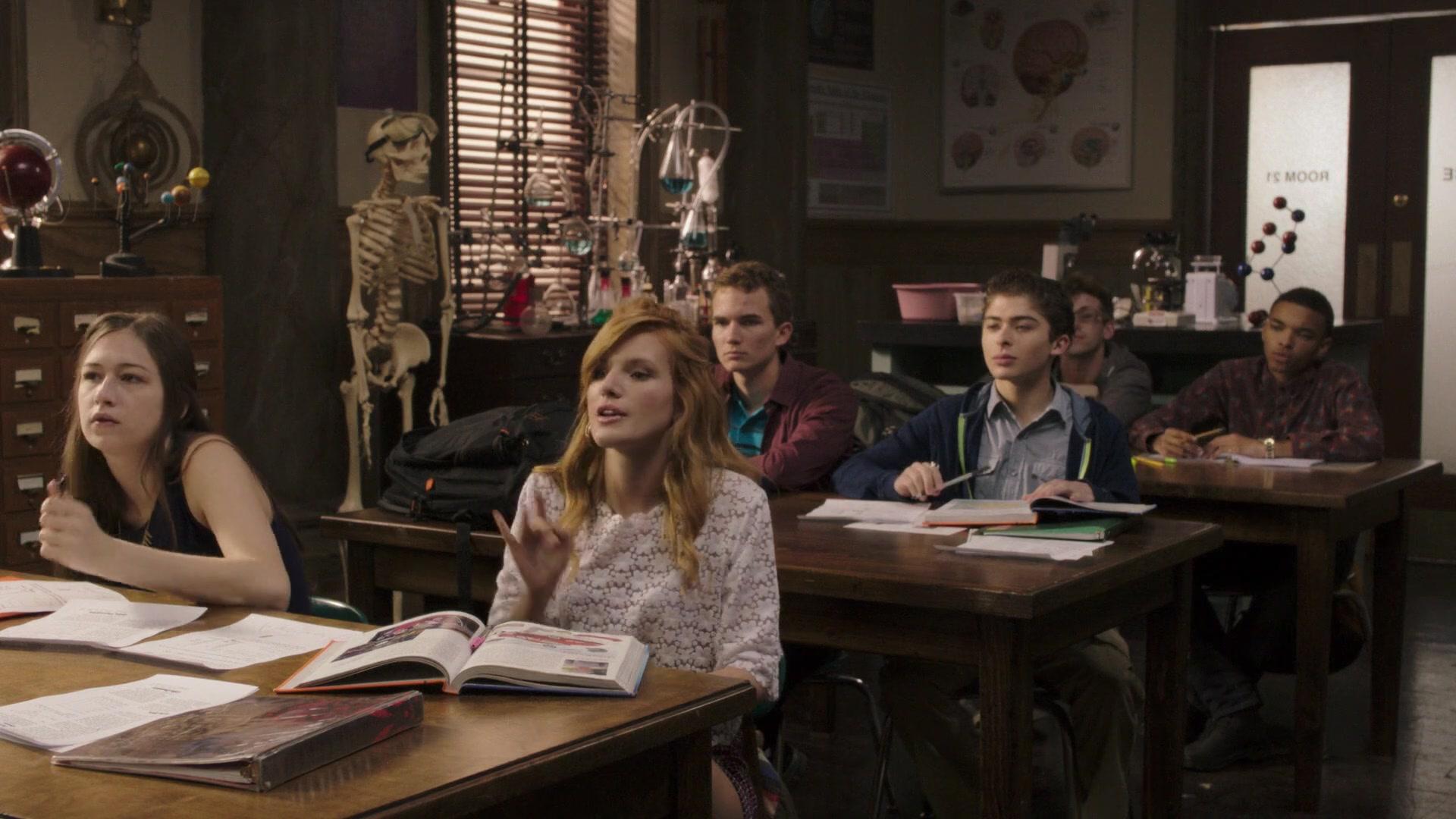 Mostly_Ghostly_Have_You_Met_My_Ghoulfriend_1080p_BluRay_BTD_005578.jpg