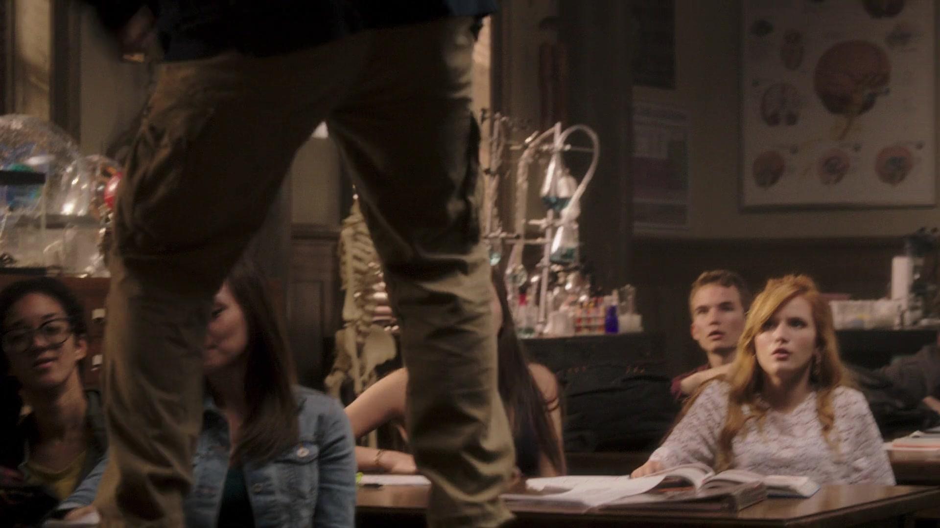 Mostly_Ghostly_Have_You_Met_My_Ghoulfriend_1080p_BluRay_BTD_005872.jpg
