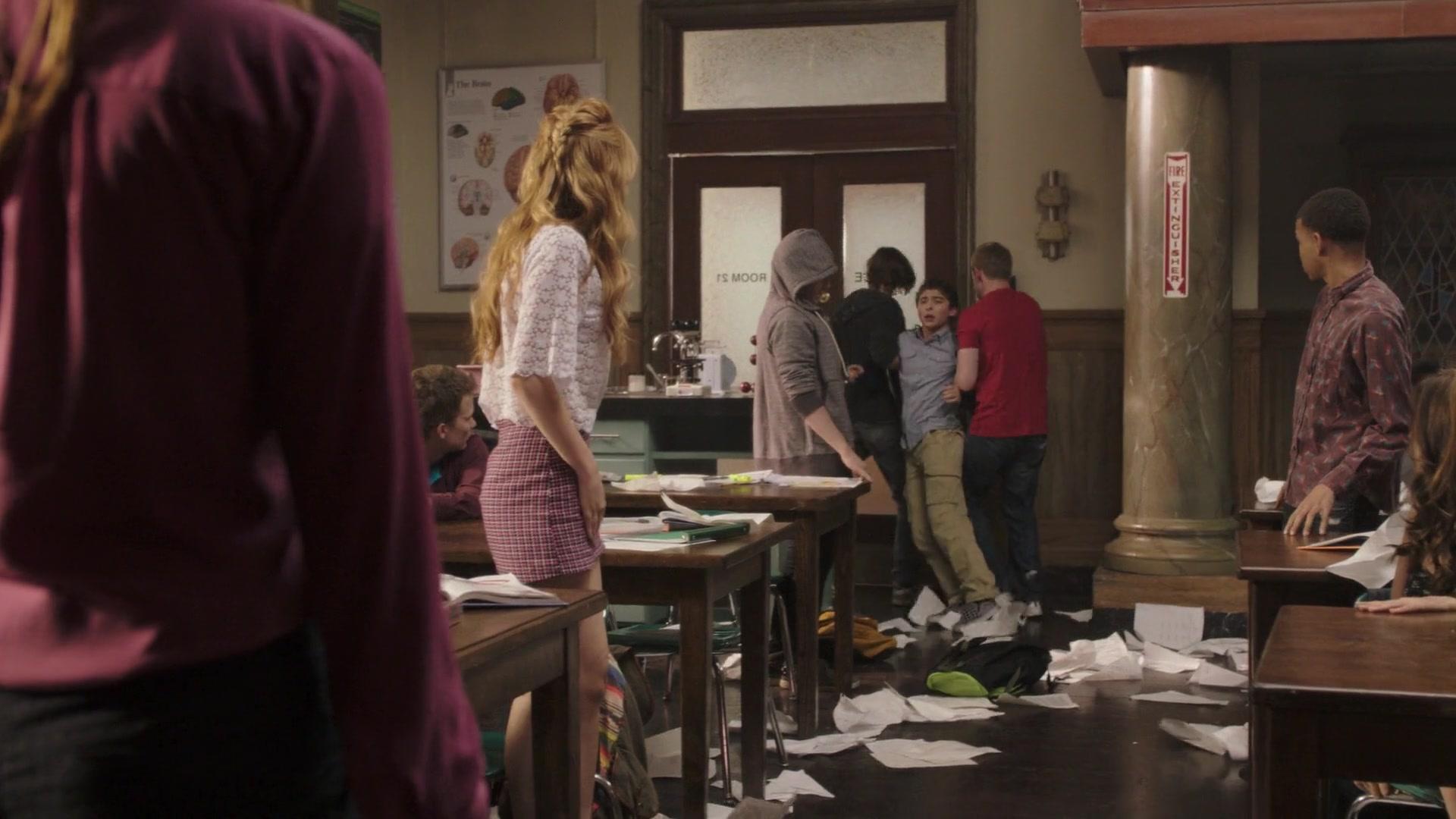 Mostly_Ghostly_Have_You_Met_My_Ghoulfriend_1080p_BluRay_BTD_006016.jpg