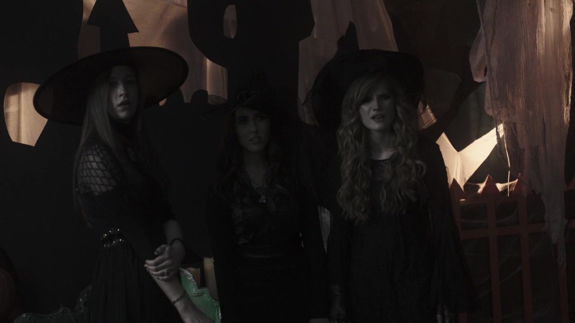 Mostly_Ghostly_Have_You_Met_My_Ghoulfriend_1080p_BluRay_BTD_009212.jpg