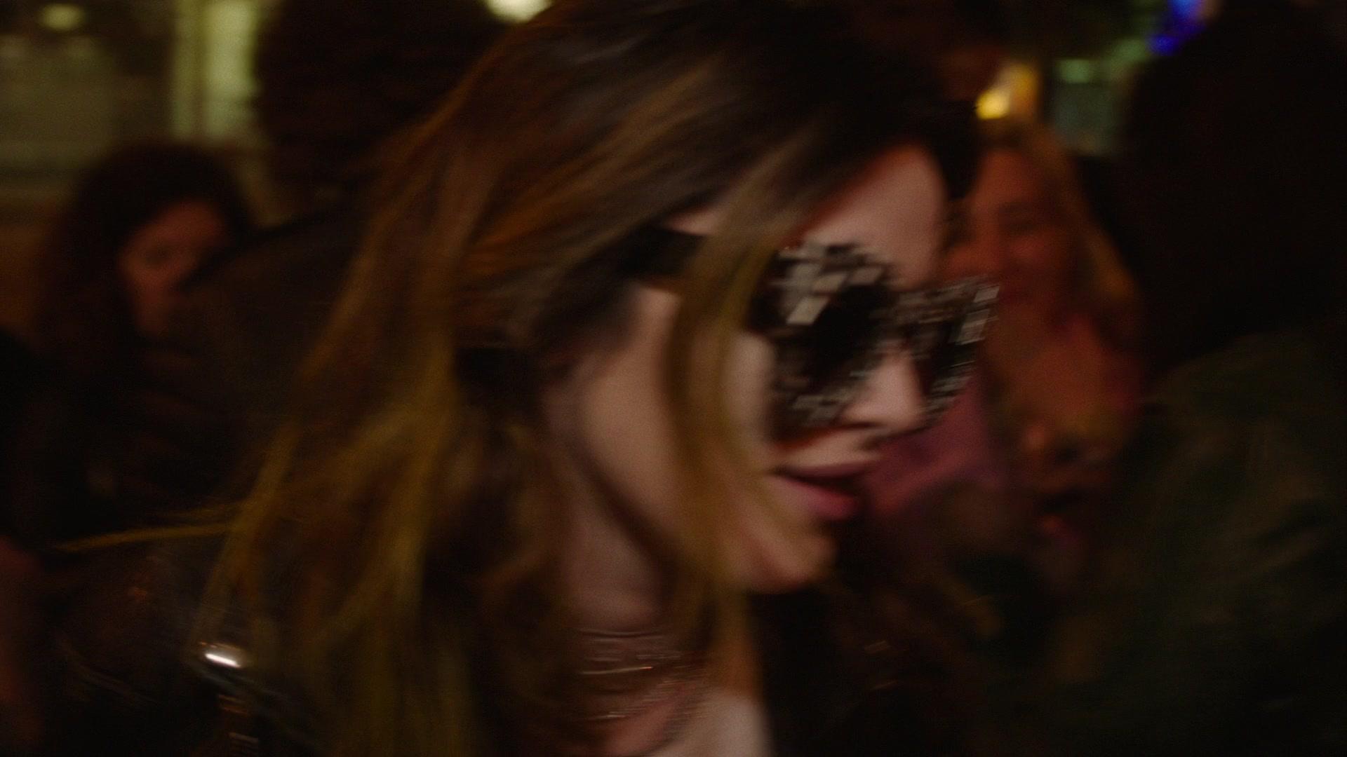Paradise_City_2021_S01E01_1080p_BTD_000090.jpg