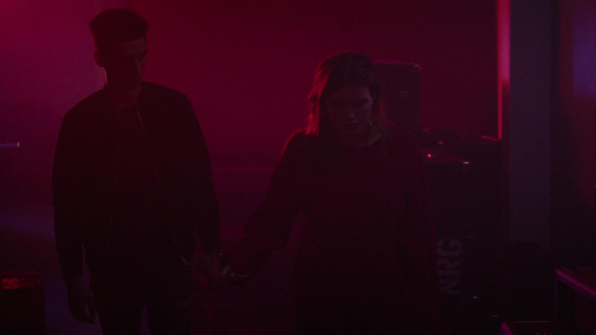 Paradise_City_2021_S01E03_1080p_BTD_004210.jpg