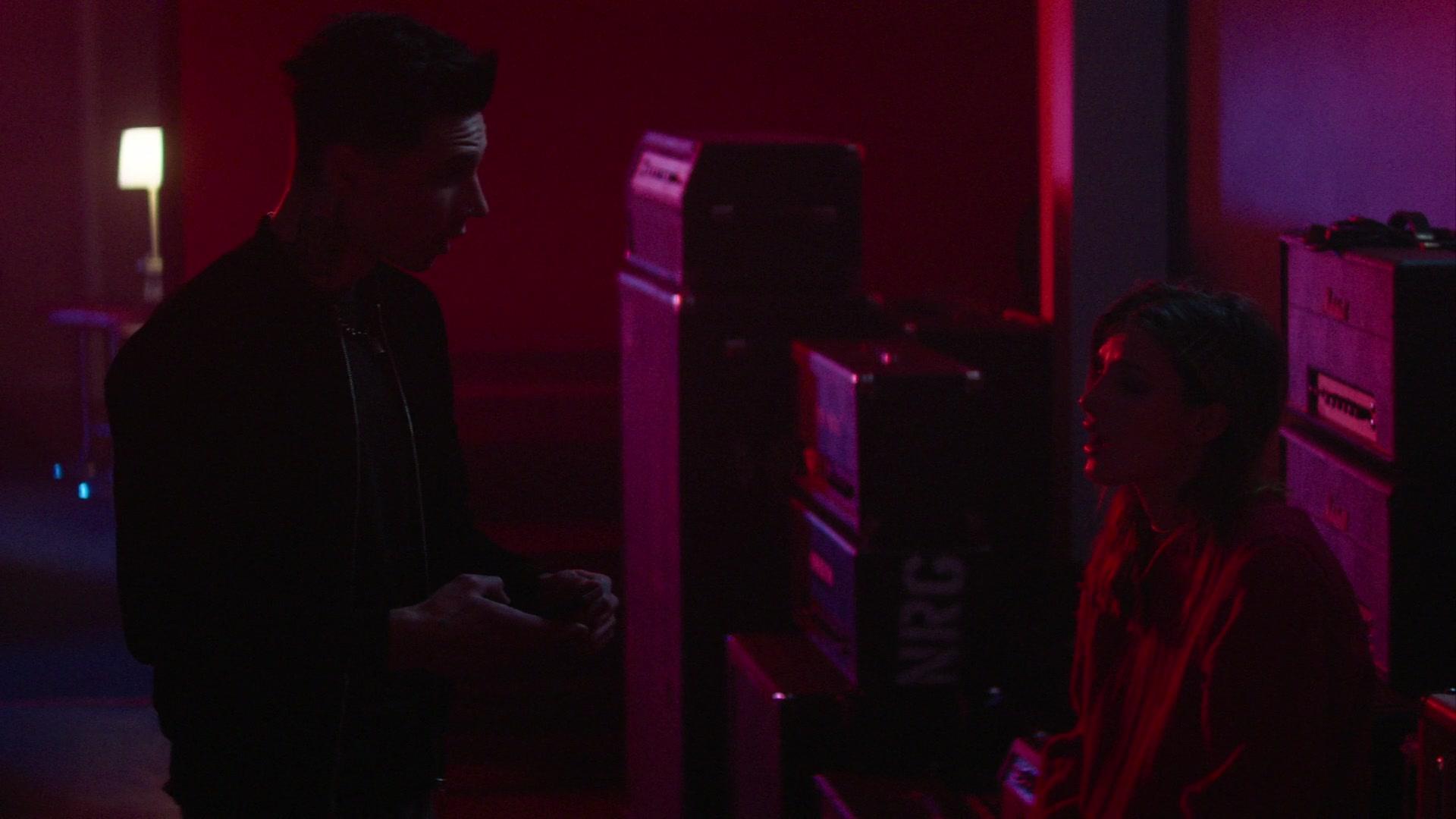 Paradise_City_2021_S01E03_1080p_BTD_004350.jpg