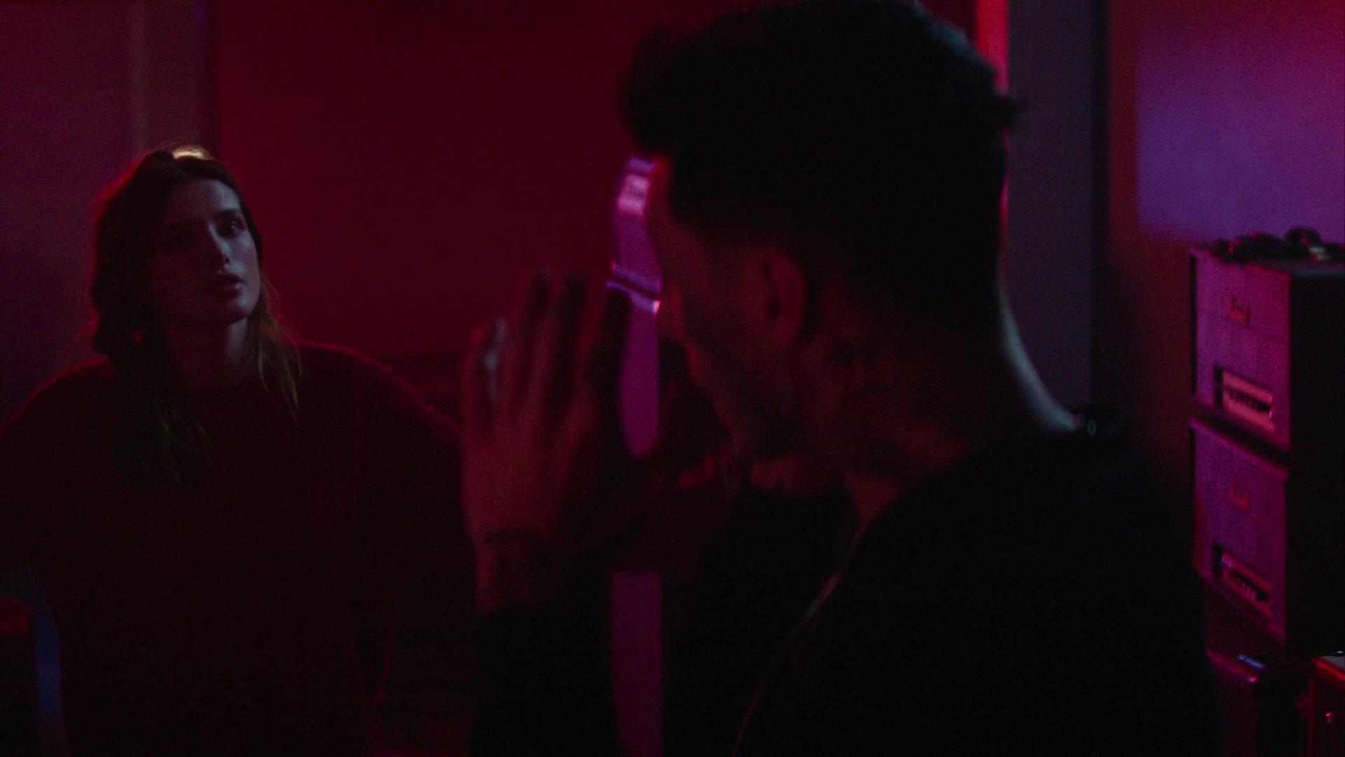 Paradise_City_2021_S01E03_1080p_BTD_004430.jpg