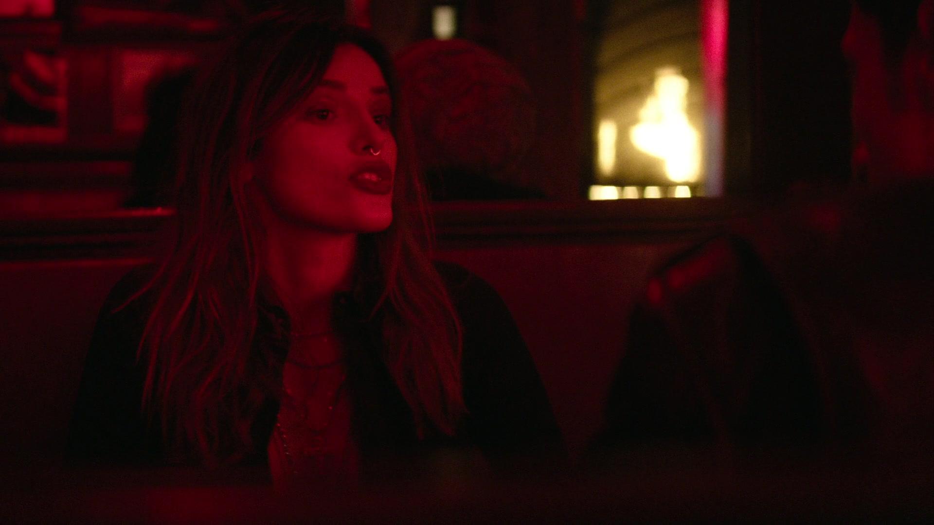 Paradise_City_2021_S01E05_1080p_BTD_001770.jpg