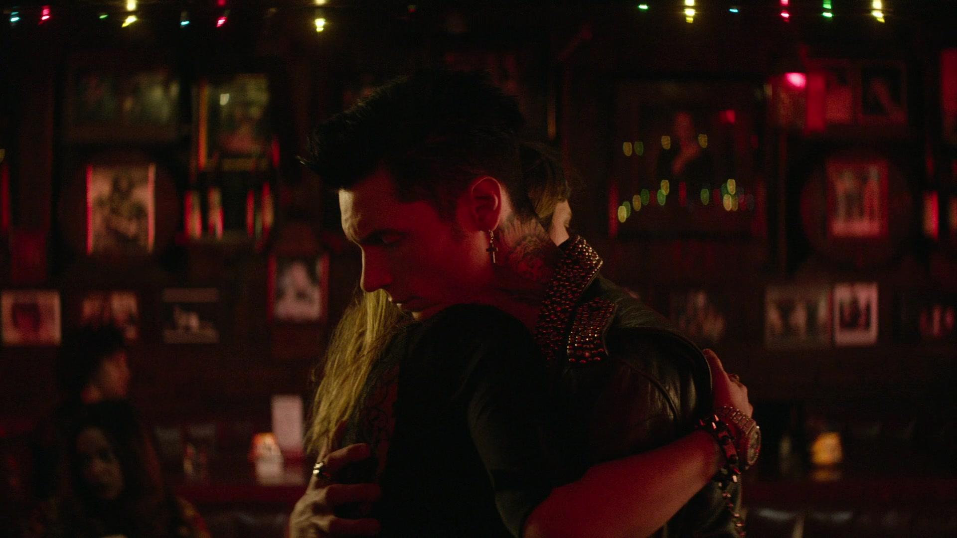 Paradise_City_2021_S01E05_1080p_BTD_002294.jpg