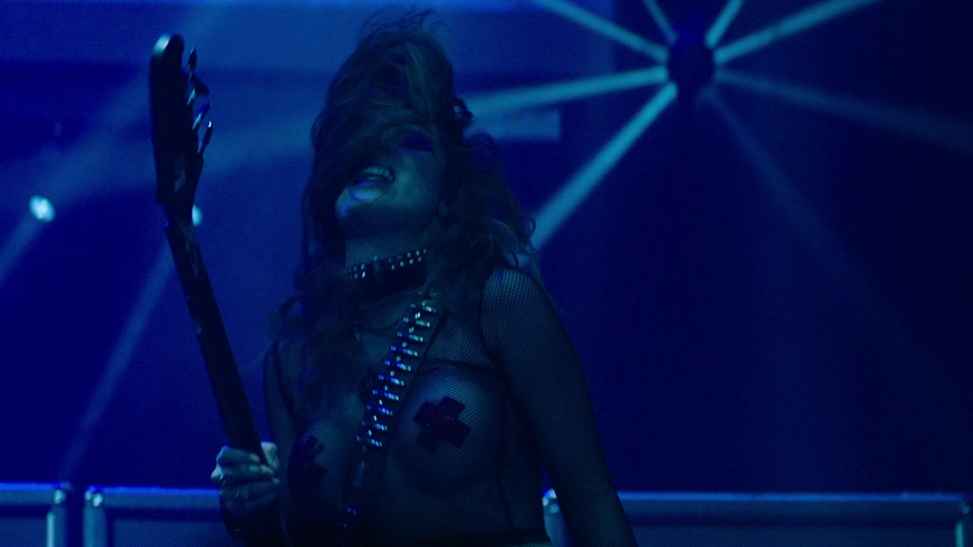 Paradise_City_2021_S01E08_1080p_BTD_001719.jpg