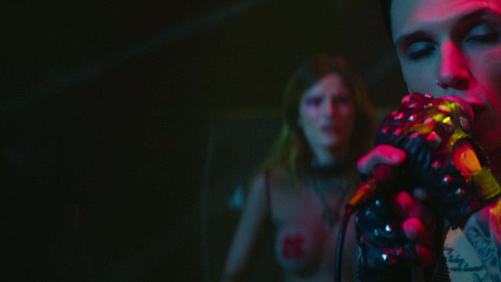 Paradise_City_2021_S01E08_1080p_BTD_002279.jpg