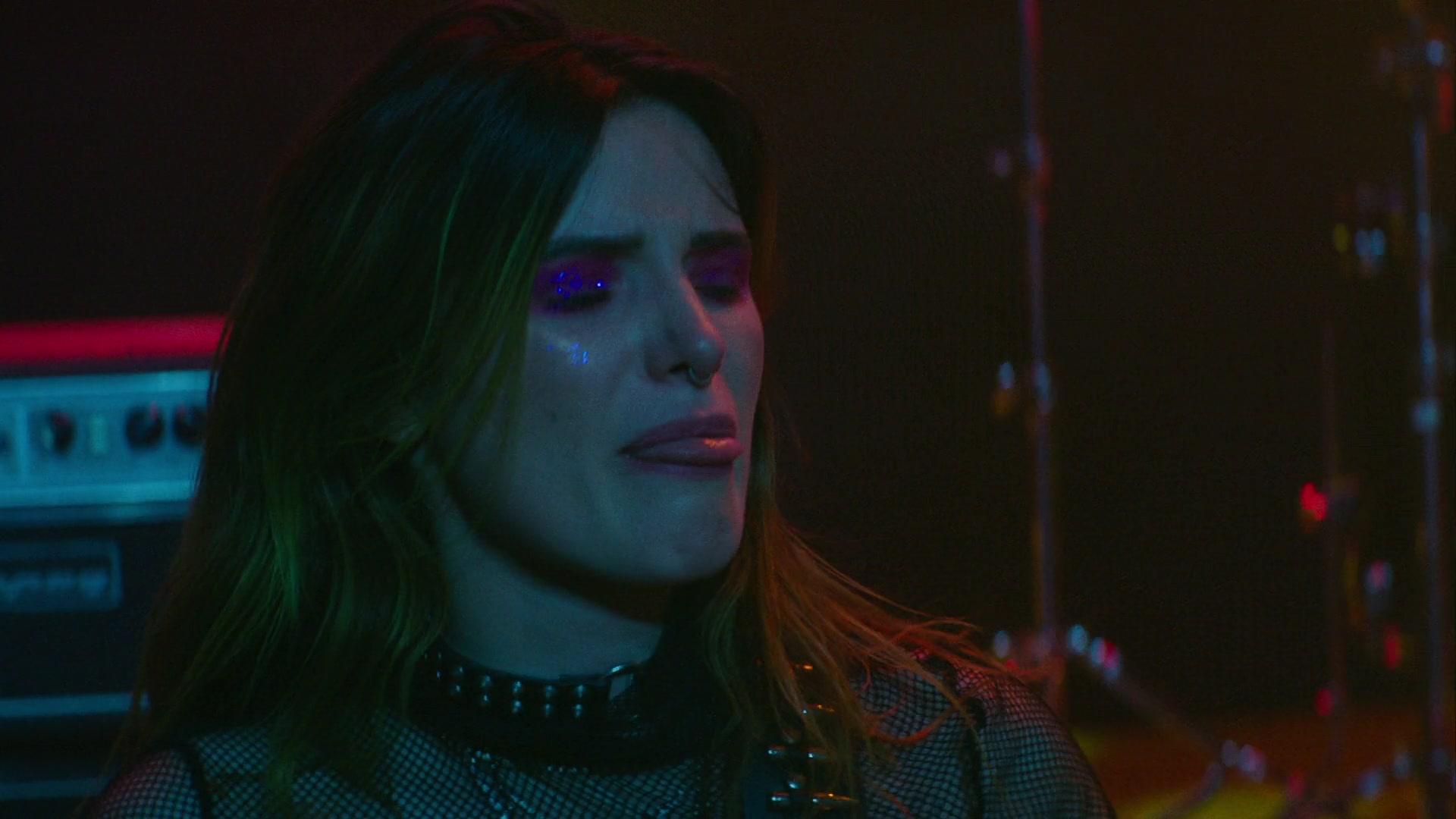 Paradise_City_2021_S01E08_1080p_BTD_002421.jpg