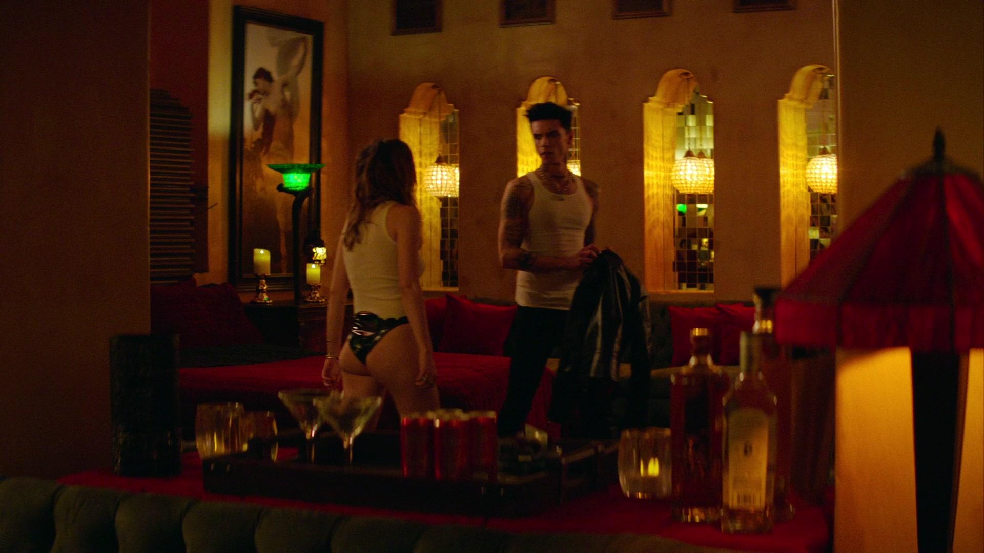 Paradise_City_2021_S01E08_1080p_BTD_002779.jpg
