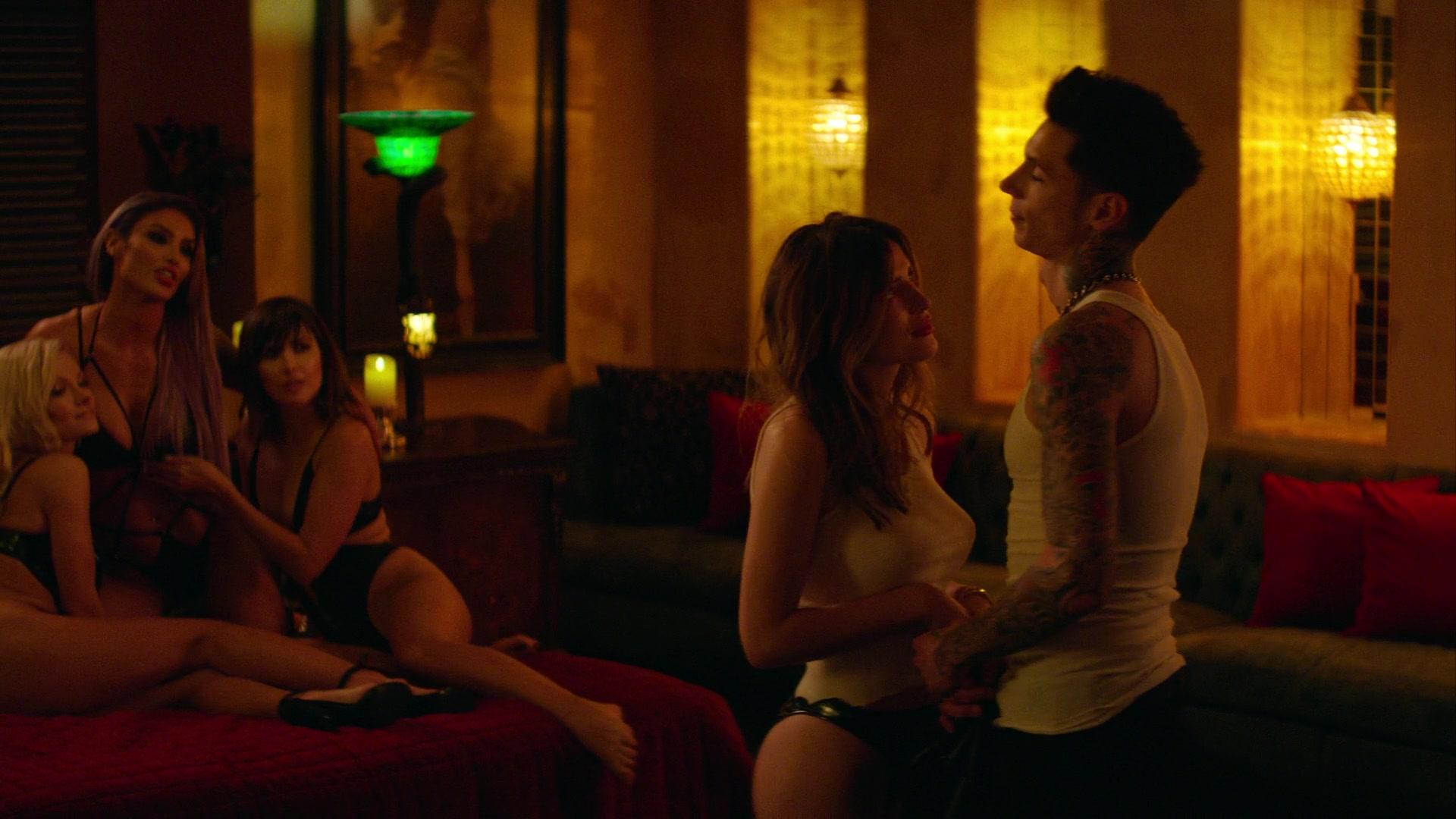 Paradise_City_2021_S01E08_1080p_BTD_002863.jpg