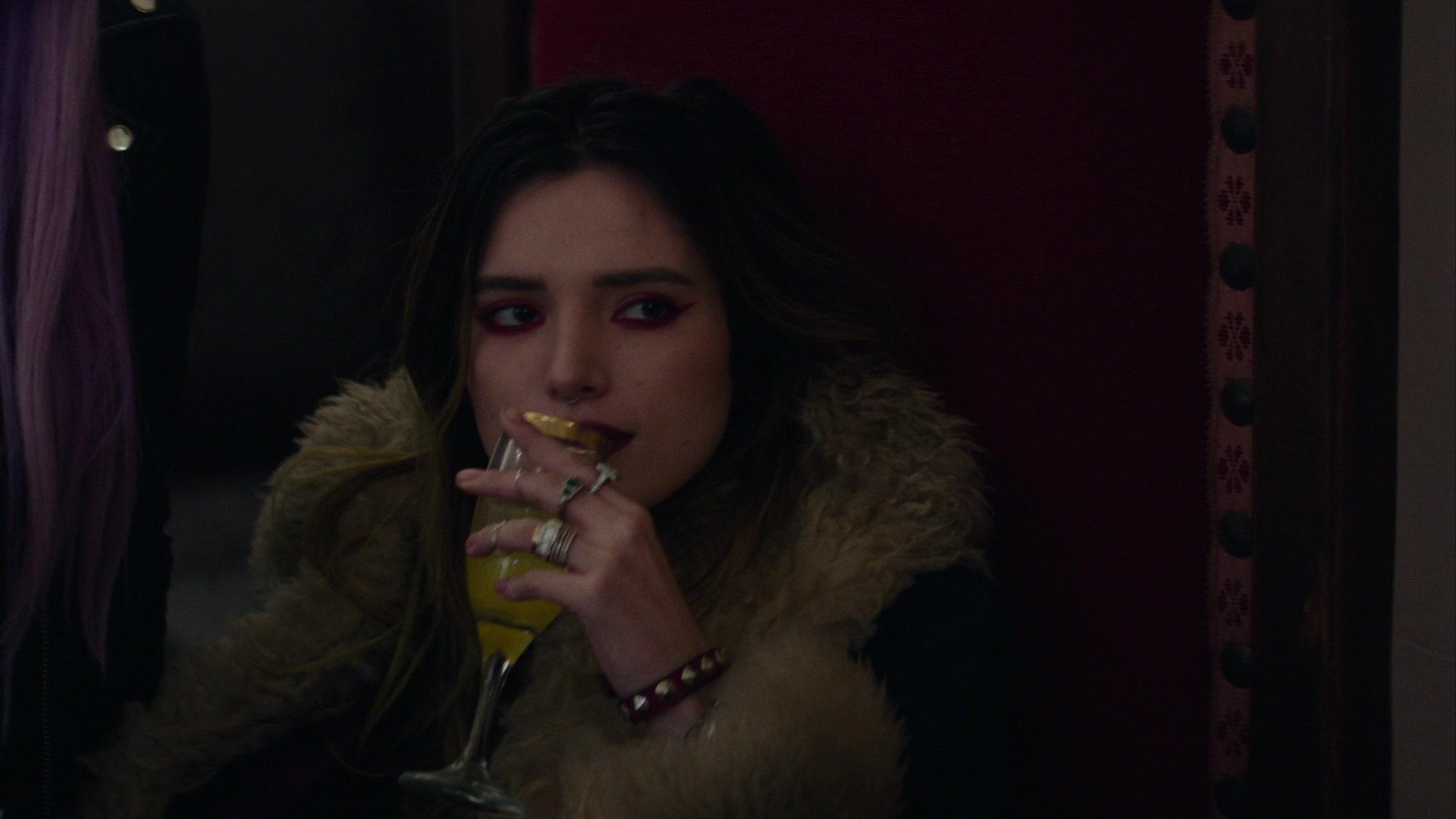 Paradise_City_2021_S01E08_1080p_BTD_004760.jpg