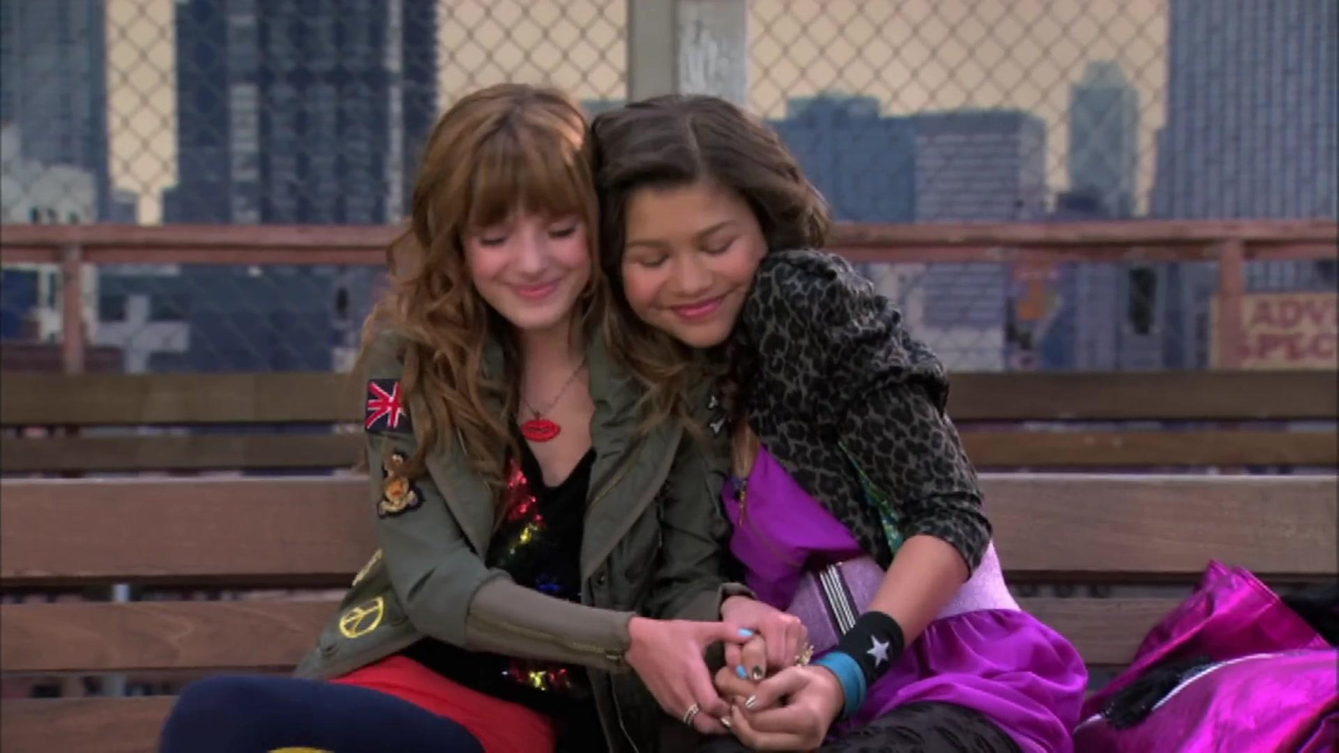 ShakeItUp_ThemeSong_BTD_094.jpg ShakeItUp_ThemeSong_BTD_094.jpg