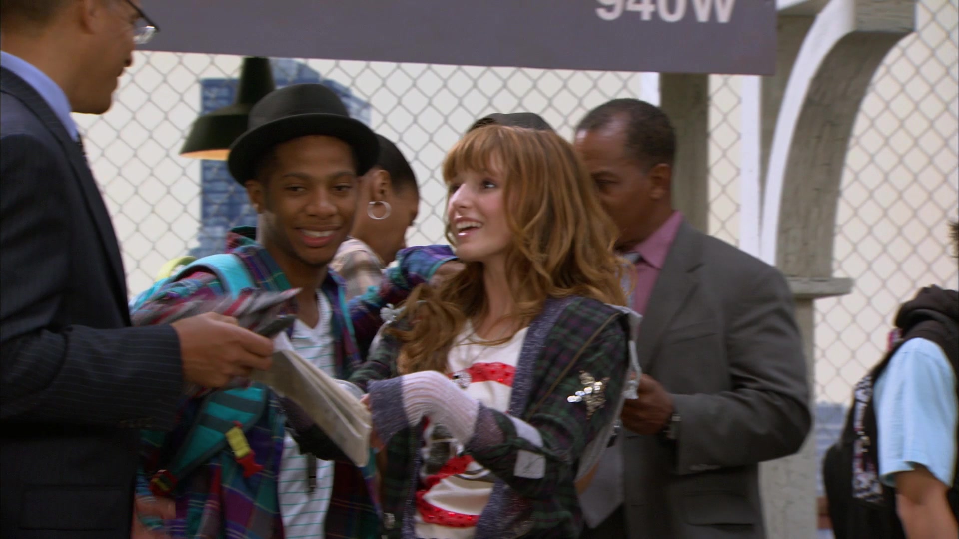 Shake_It_Up_S01E01_1080p_BTD_000055.jpg Shake_It_Up_S01E01_1080p_BTD_000055.jpg