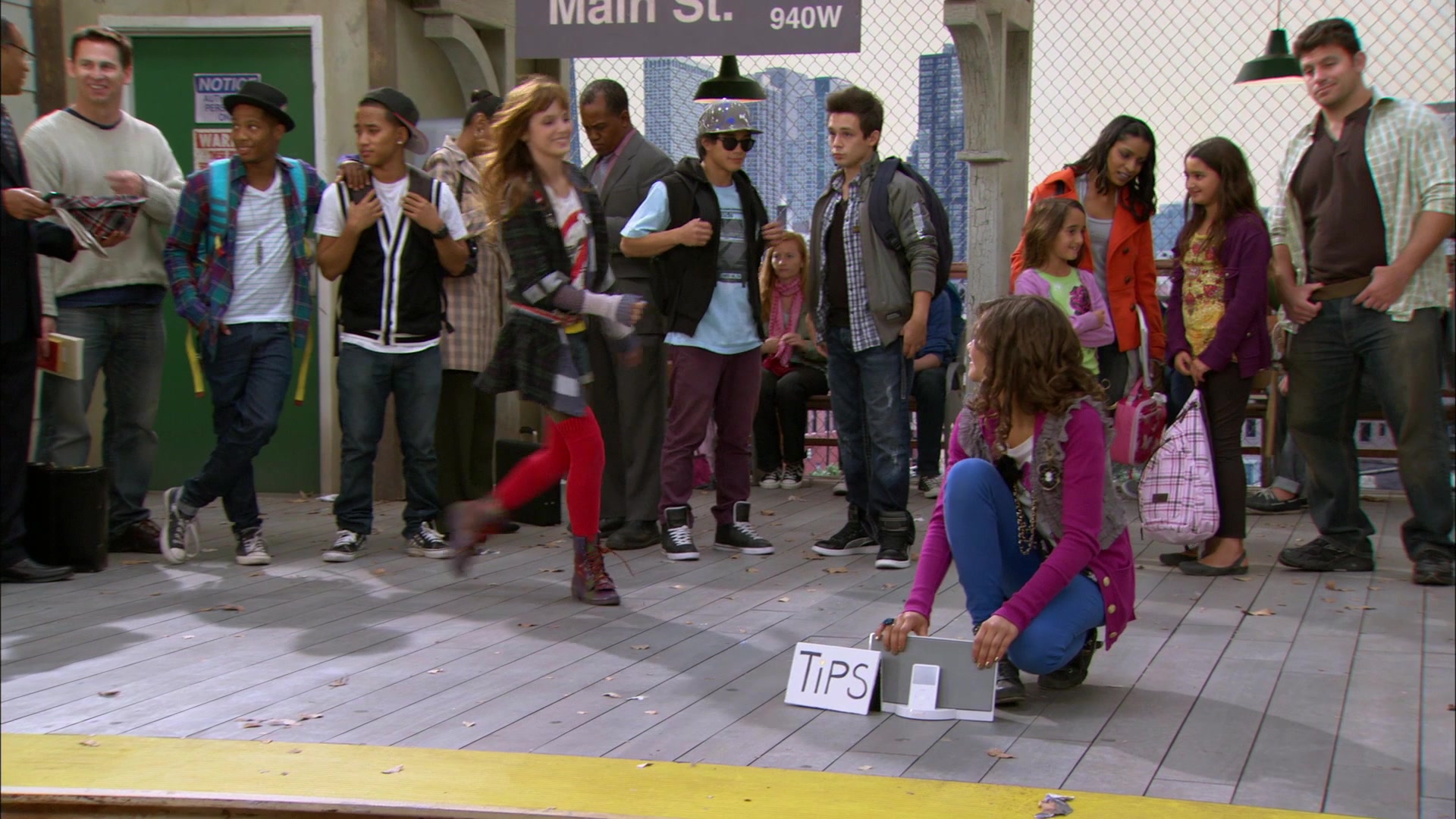 Shake_It_Up_S01E01_1080p_BTD_000059.jpg Shake_It_Up_S01E01_1080p_BTD_000059.jpg
