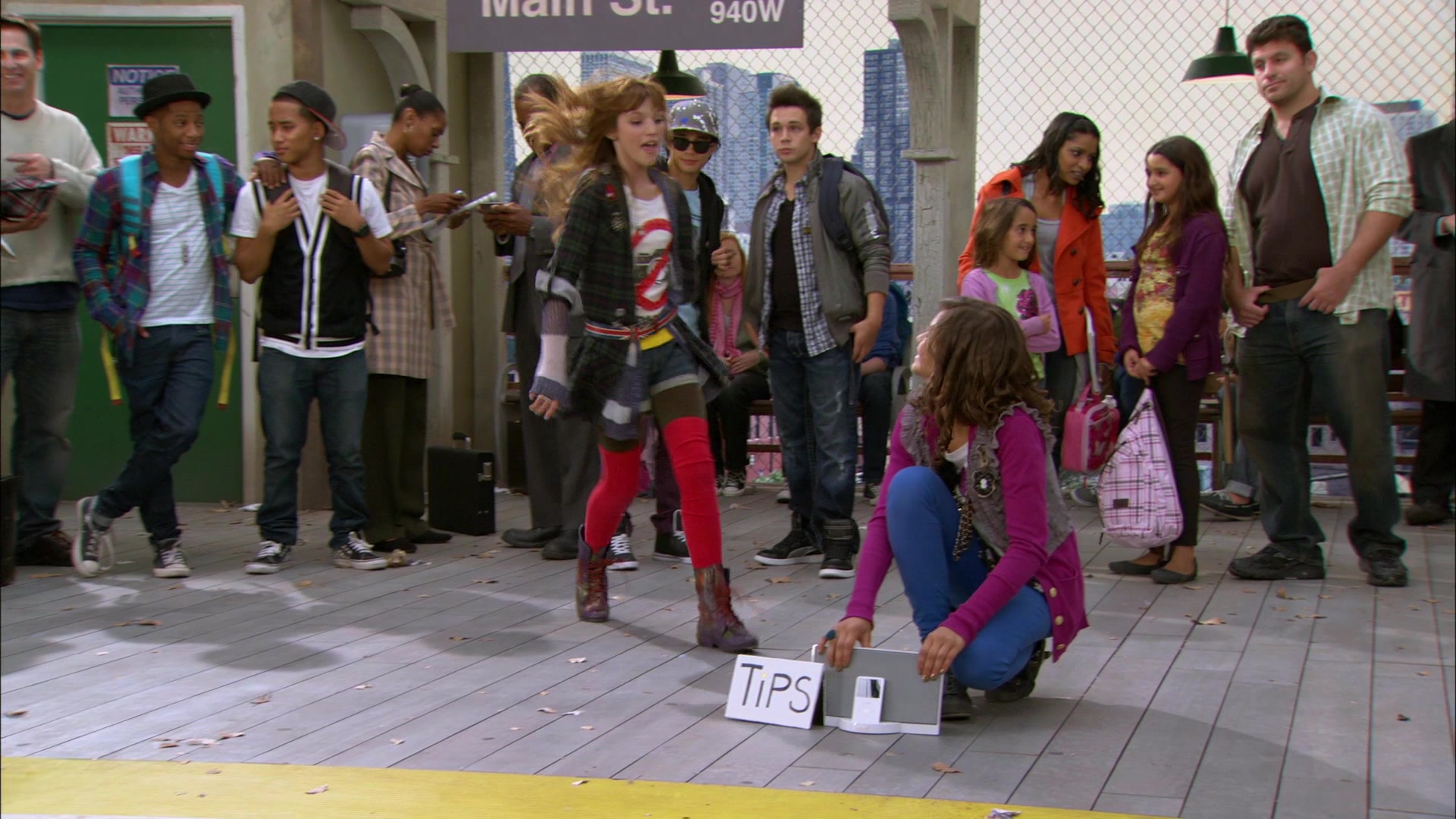 Shake_It_Up_S01E01_1080p_BTD_000060.jpg Shake_It_Up_S01E01_1080p_BTD_000060.jpg
