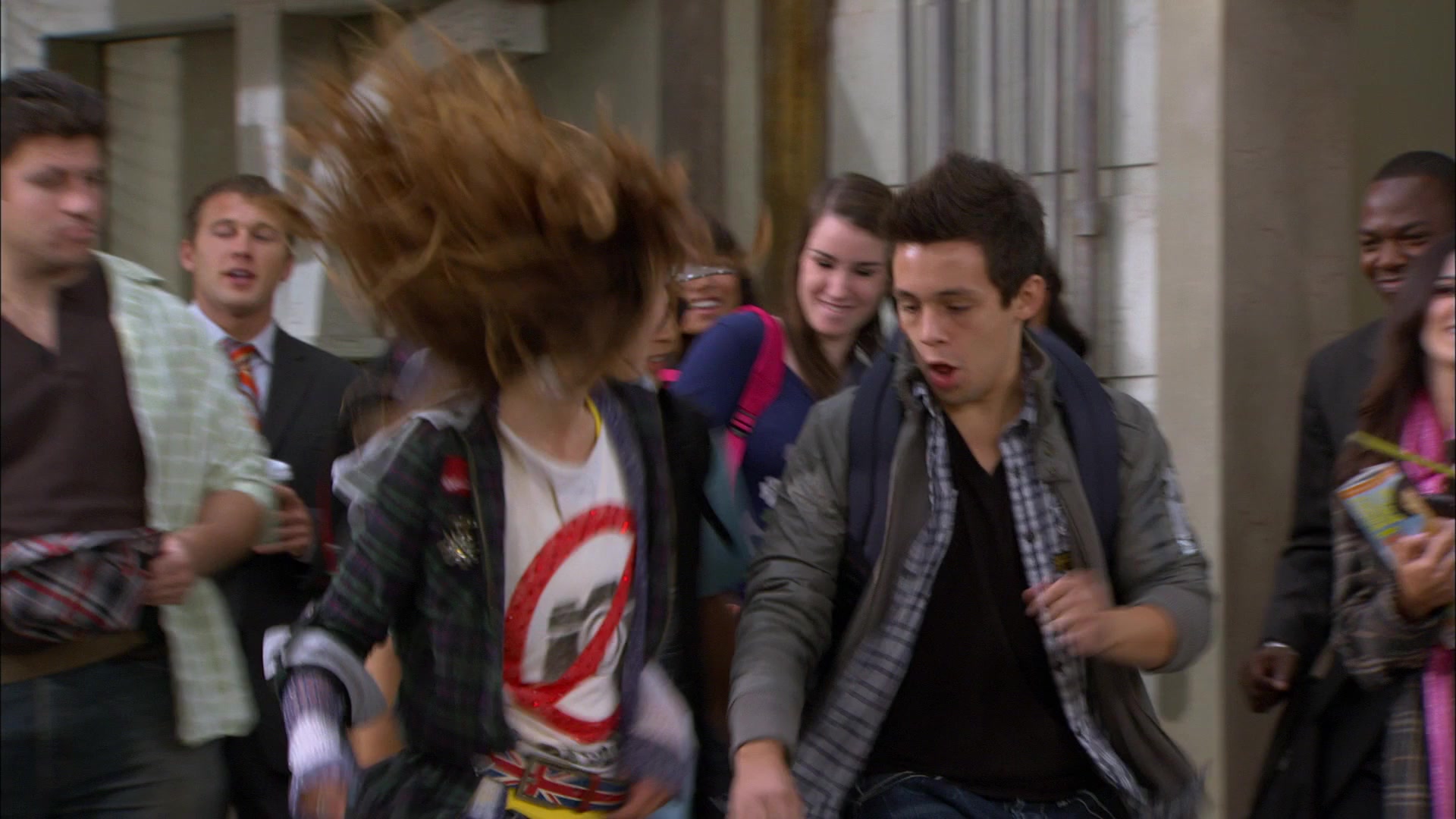 Shake_It_Up_S01E01_1080p_BTD_000139.jpg Shake_It_Up_S01E01_1080p_BTD_000139.jpg