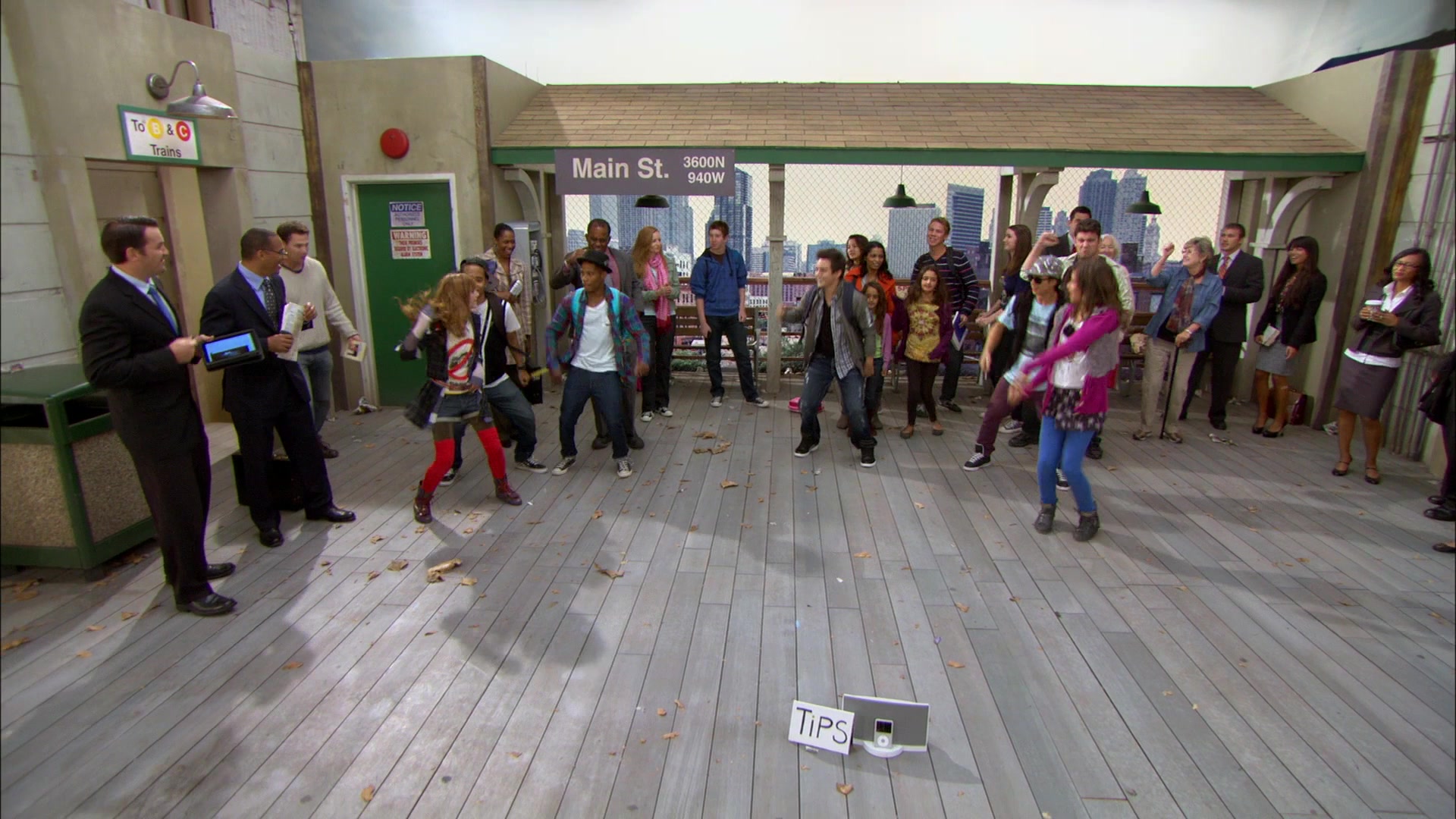 Shake_It_Up_S01E01_1080p_BTD_000156.jpg