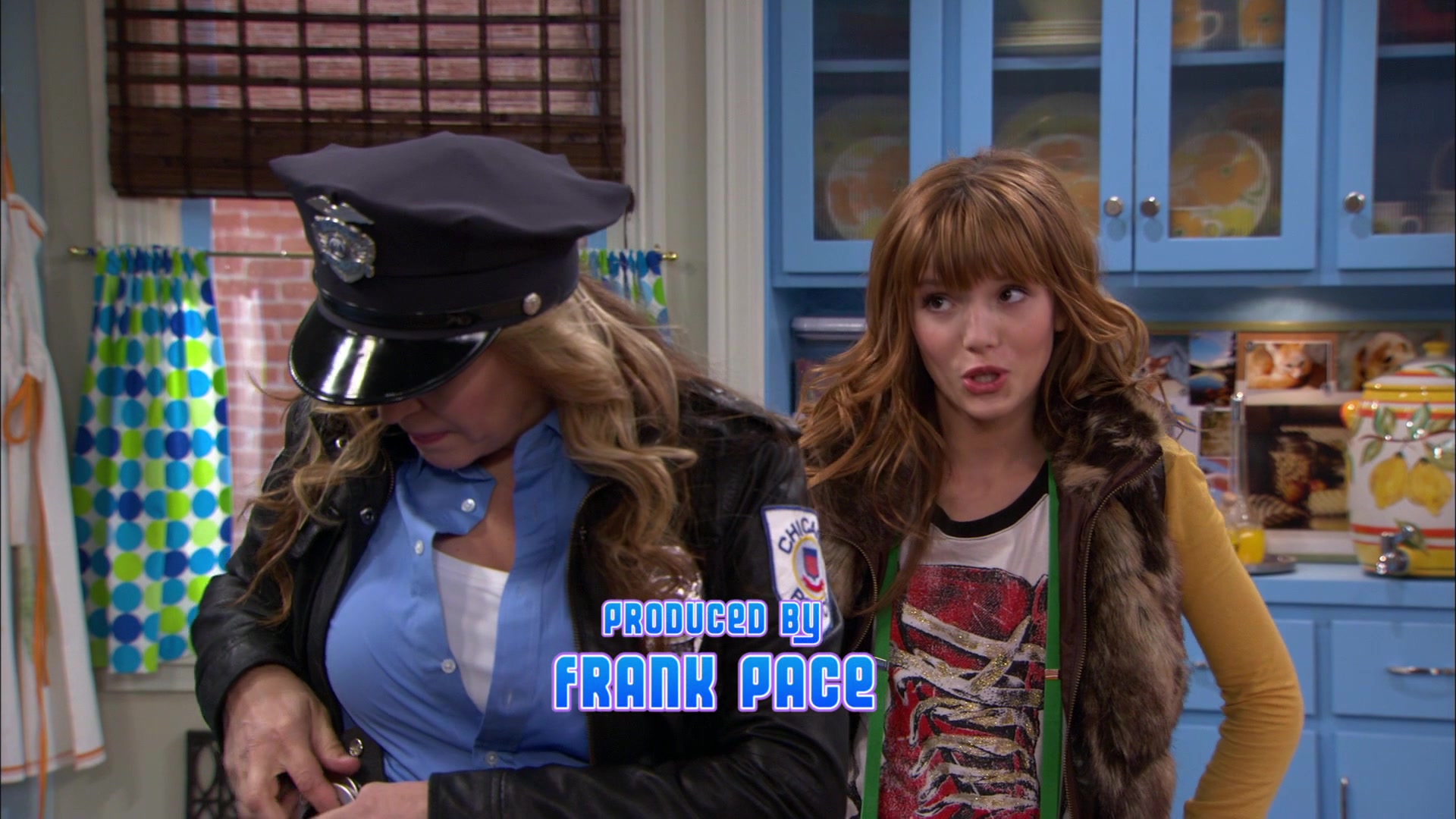 Shake_It_Up_S01E01_1080p_BTD_000504.jpg Shake_It_Up_S01E01_1080p_BTD_000504.jpg