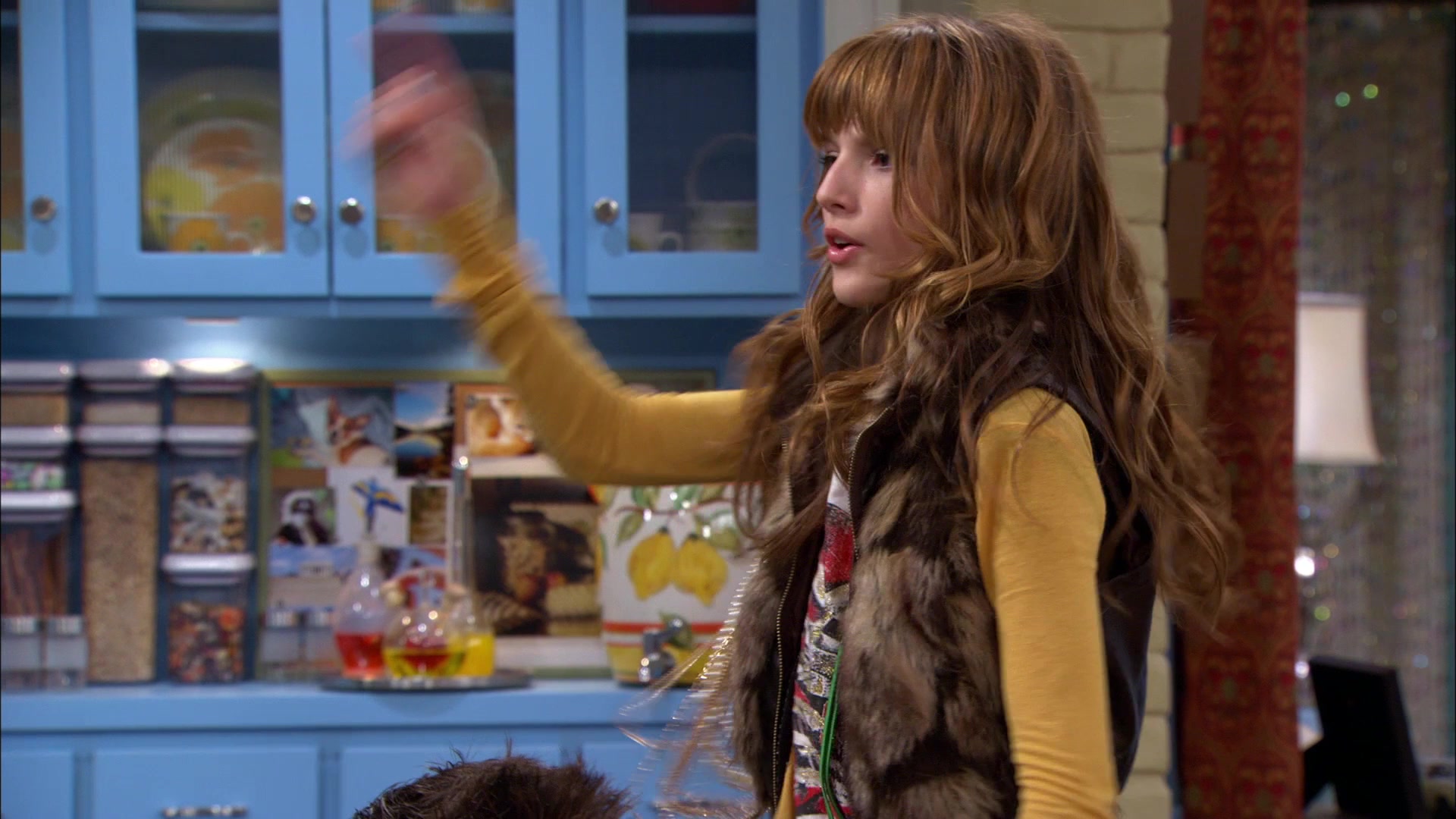 Shake_It_Up_S01E01_1080p_BTD_000676.jpg Shake_It_Up_S01E01_1080p_BTD_000676.jpg