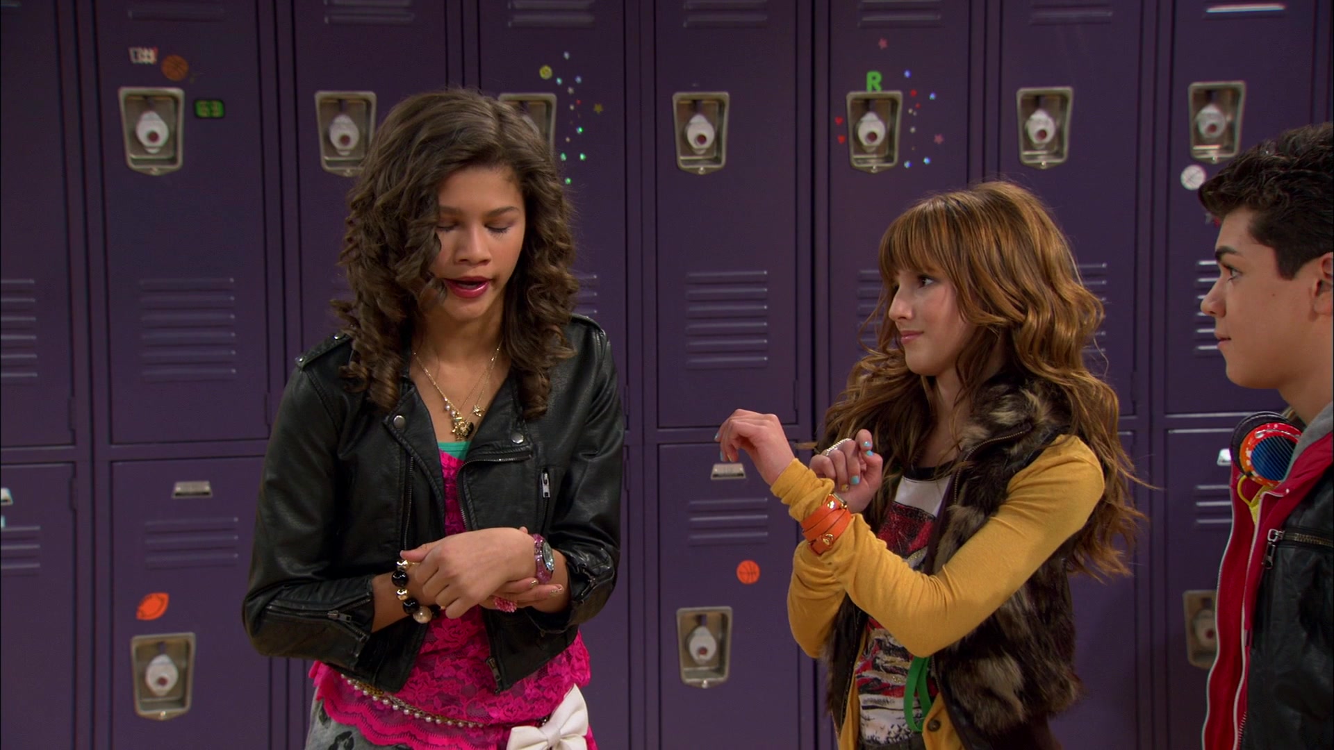 Shake_It_Up_S01E01_1080p_BTD_000848.jpg Shake_It_Up_S01E01_1080p_BTD_000848.jpg