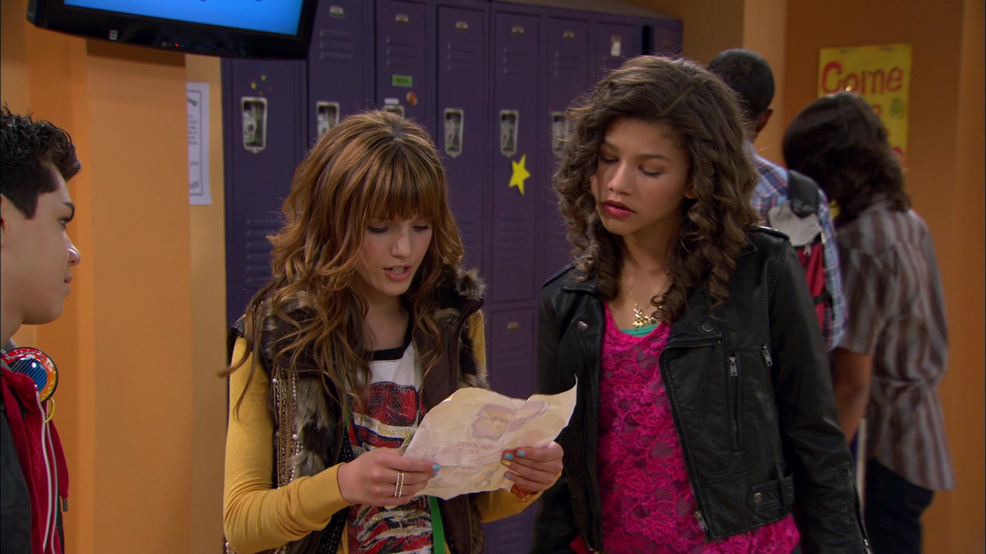 Shake_It_Up_S01E01_1080p_BTD_000875.jpg Shake_It_Up_S01E01_1080p_BTD_000875.jpg