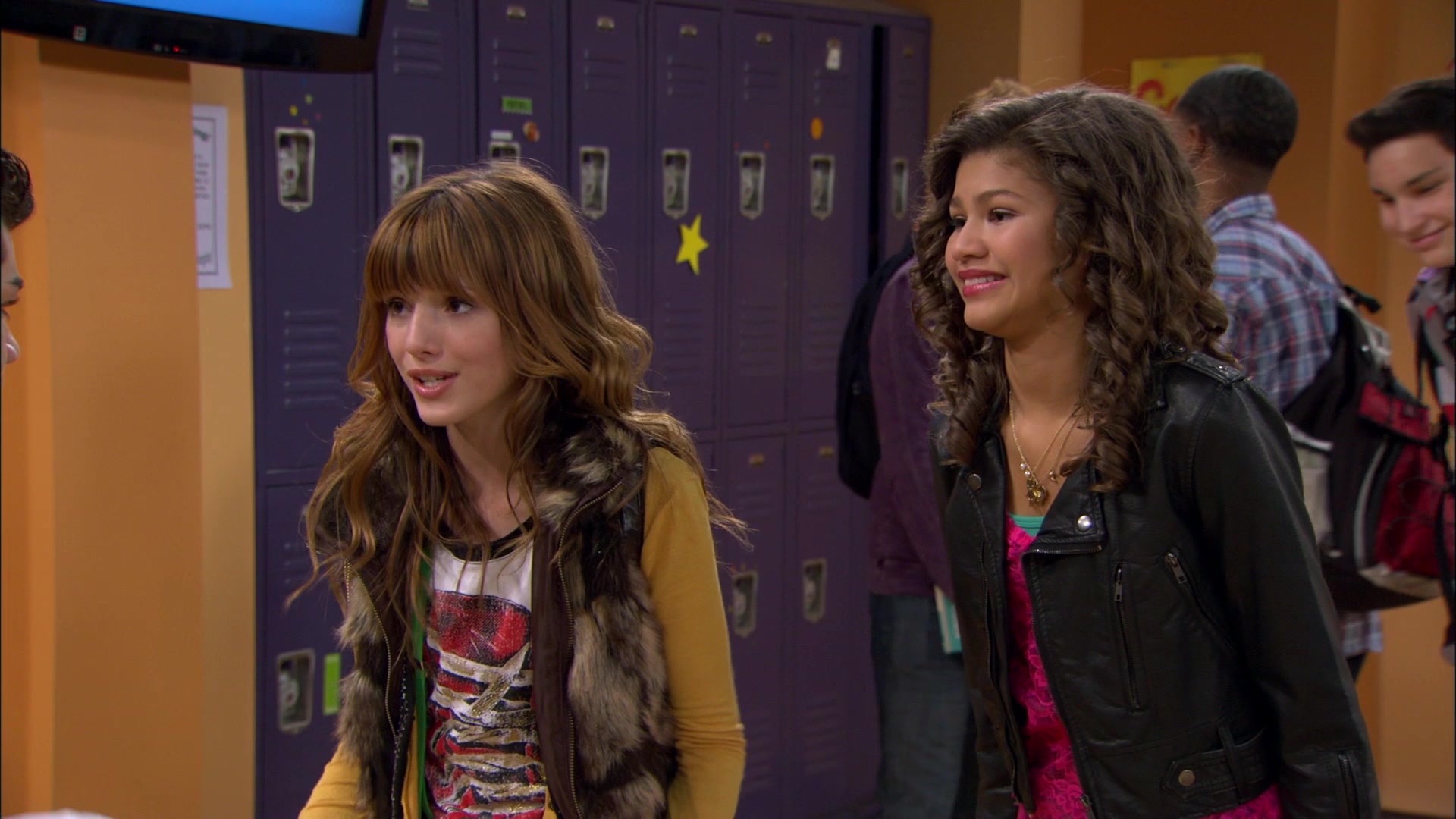 Shake_It_Up_S01E01_1080p_BTD_000895.jpg Shake_It_Up_S01E01_1080p_BTD_000895.jpg