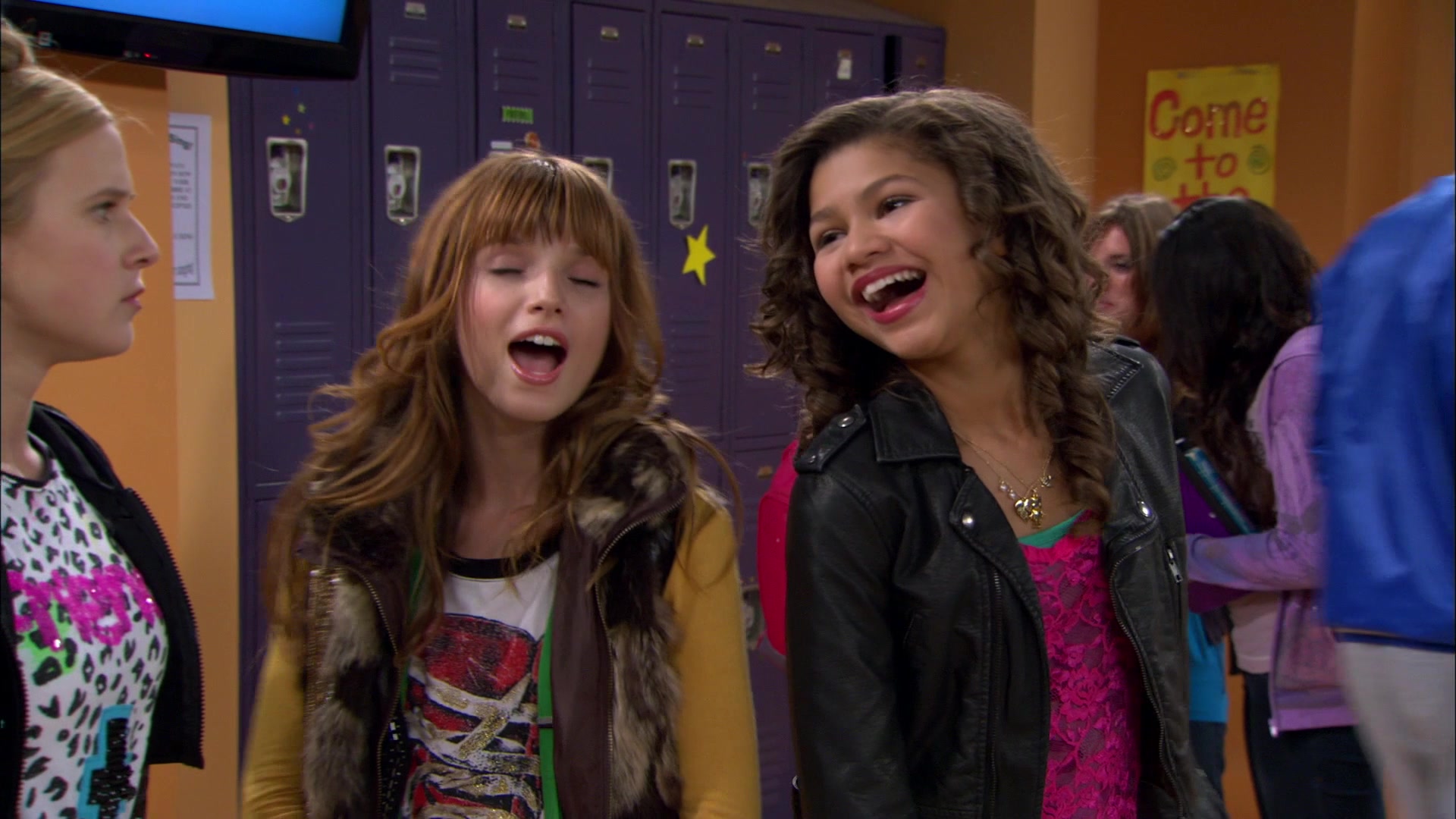 Shake_It_Up_S01E01_1080p_BTD_001035.jpg Shake_It_Up_S01E01_1080p_BTD_001035.jpg