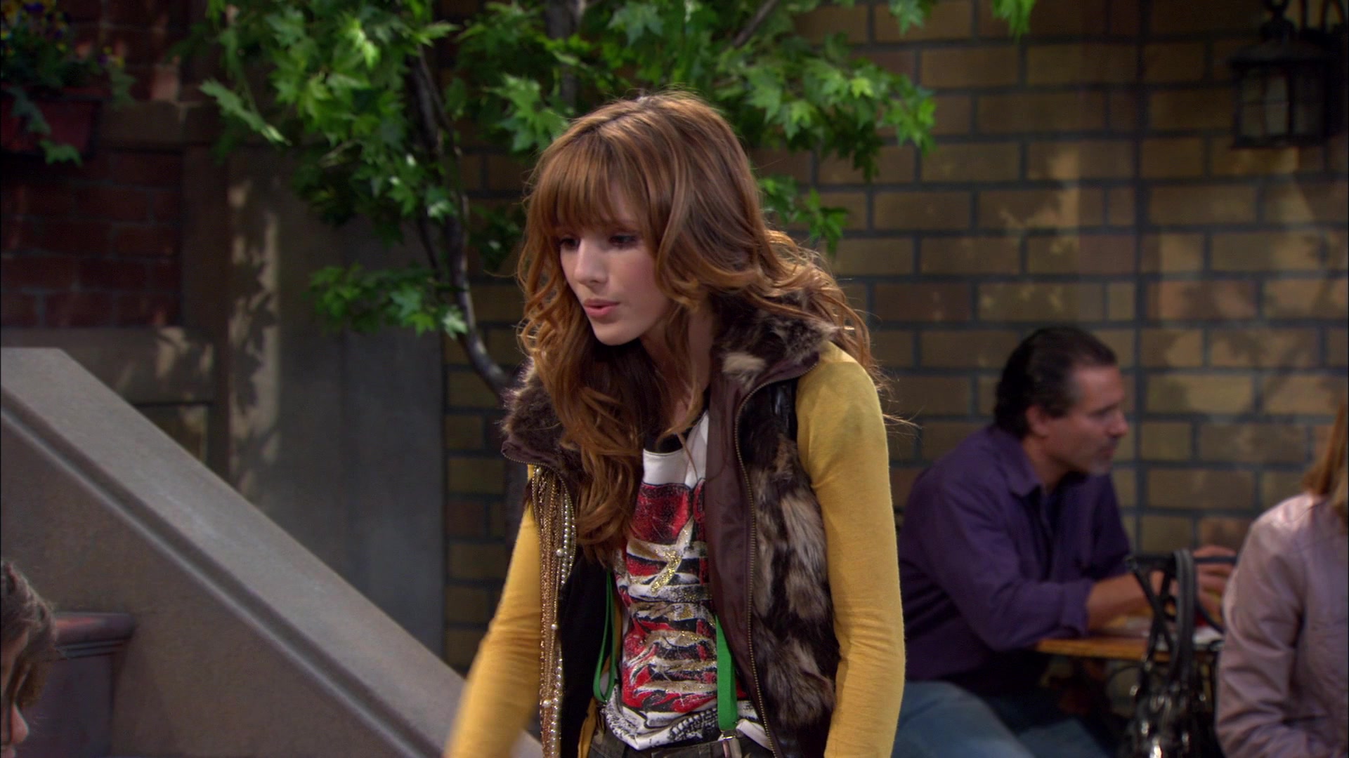 Shake_It_Up_S01E01_1080p_BTD_001150.jpg Shake_It_Up_S01E01_1080p_BTD_001150.jpg
