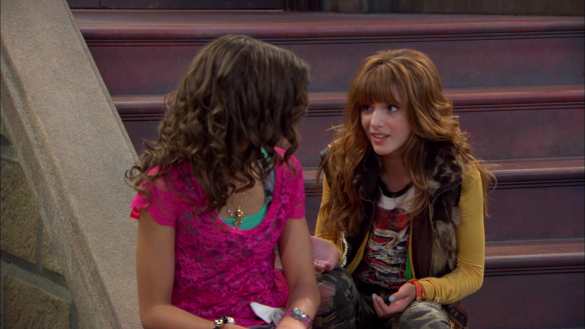 Shake_It_Up_S01E01_1080p_BTD_001171.jpg Shake_It_Up_S01E01_1080p_BTD_001171.jpg