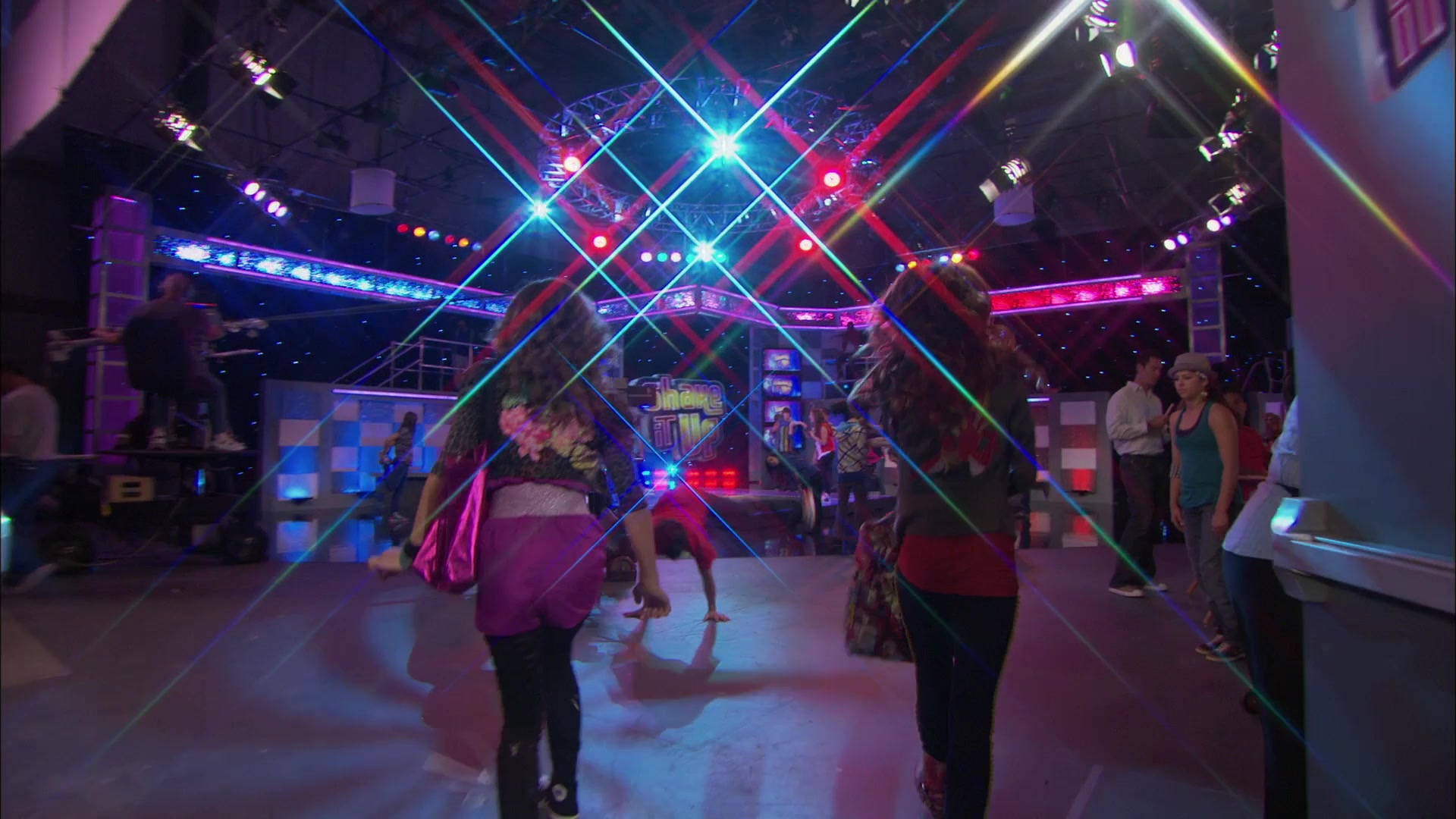 Shake_It_Up_S01E01_1080p_BTD_001335.jpg Shake_It_Up_S01E01_1080p_BTD_001335.jpg