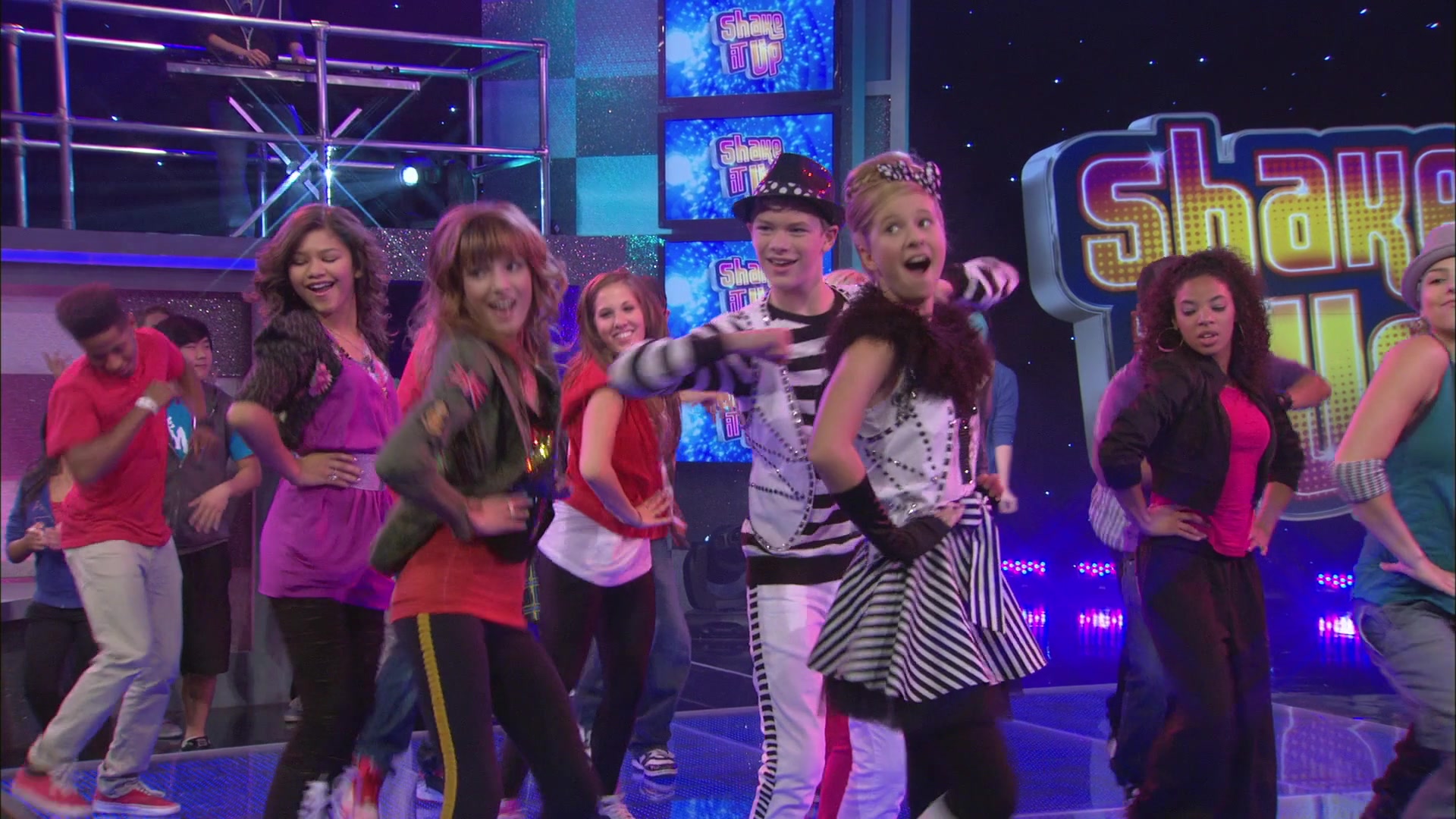 Shake_It_Up_S01E01_1080p_BTD_001542.jpg Shake_It_Up_S01E01_1080p_BTD_001542.jpg