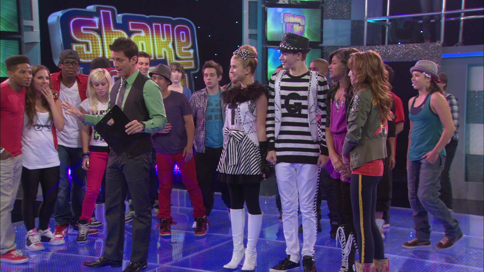 Shake_It_Up_S01E01_1080p_BTD_001612.jpg Shake_It_Up_S01E01_1080p_BTD_001612.jpg