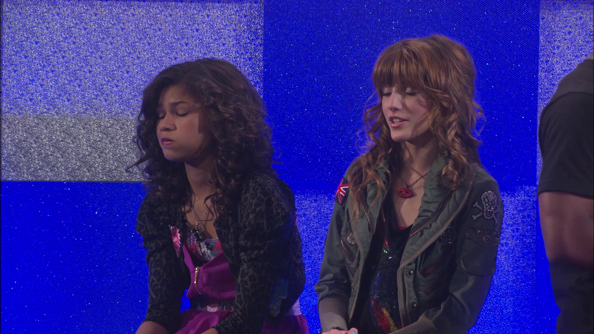 Shake_It_Up_S01E01_1080p_BTD_001709.jpg Shake_It_Up_S01E01_1080p_BTD_001709.jpg