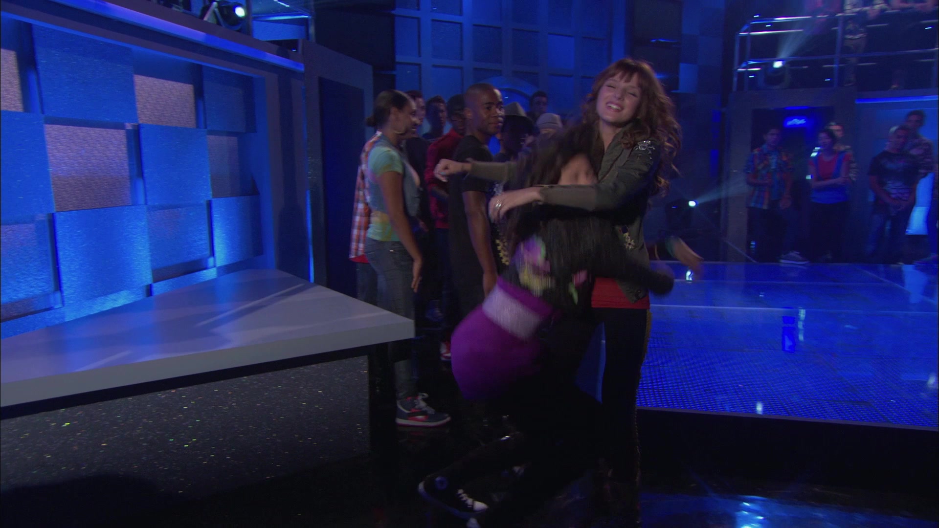 Shake_It_Up_S01E01_1080p_BTD_001730.jpg Shake_It_Up_S01E01_1080p_BTD_001730.jpg