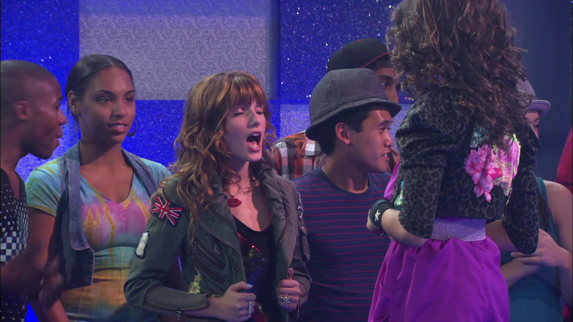 Shake_It_Up_S01E01_1080p_BTD_001867.jpg Shake_It_Up_S01E01_1080p_BTD_001867.jpg