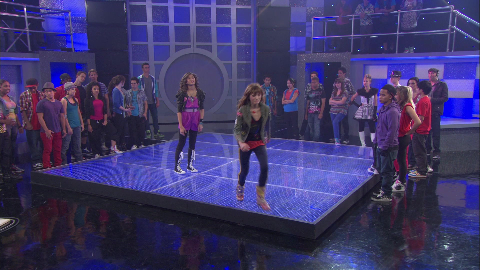 Shake_It_Up_S01E01_1080p_BTD_002100.jpg Shake_It_Up_S01E01_1080p_BTD_002100.jpg
