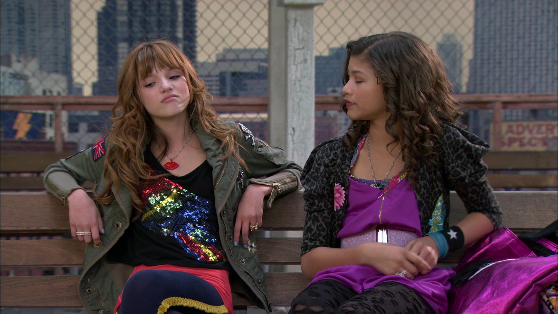 Shake_It_Up_S01E01_1080p_BTD_002338.jpg Shake_It_Up_S01E01_1080p_BTD_002338.jpg