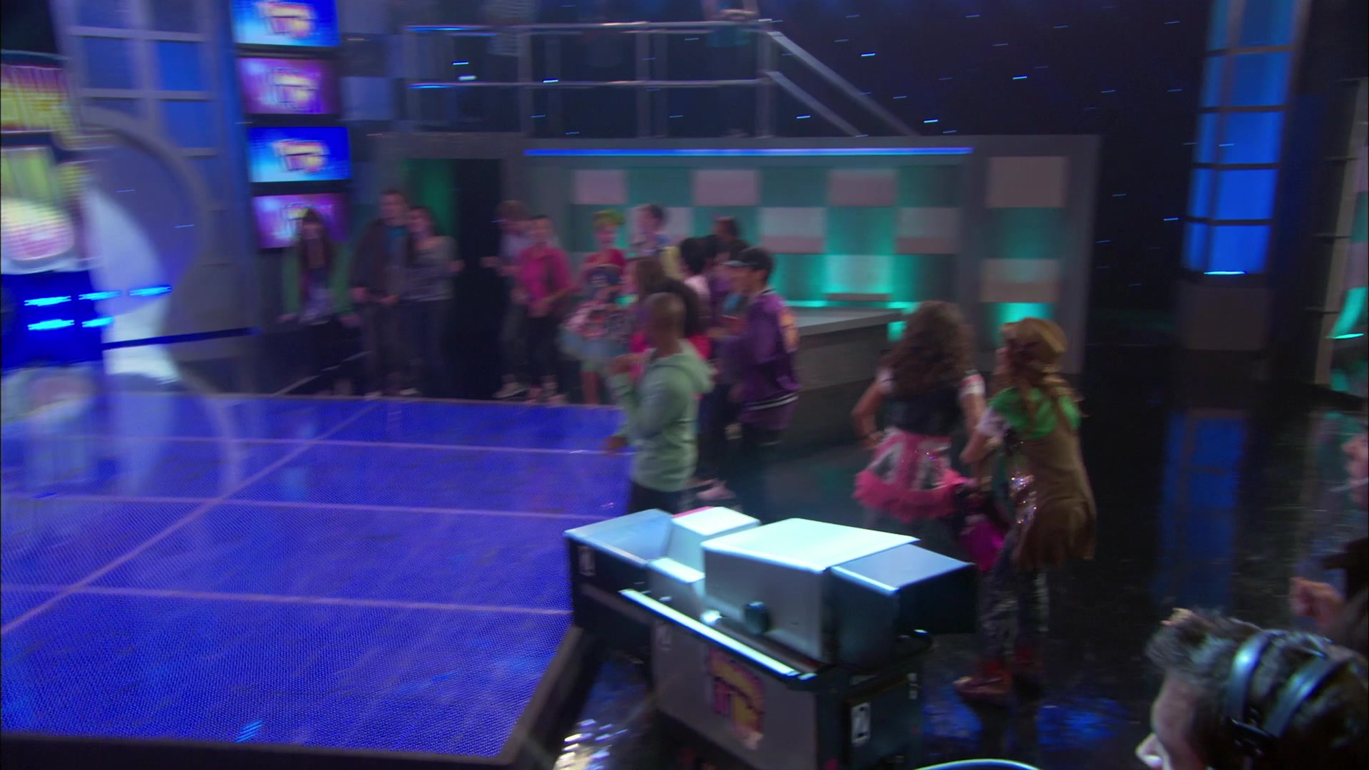 Shake_It_Up_S01E01_1080p_BTD_002569.jpg Shake_It_Up_S01E01_1080p_BTD_002569.jpg