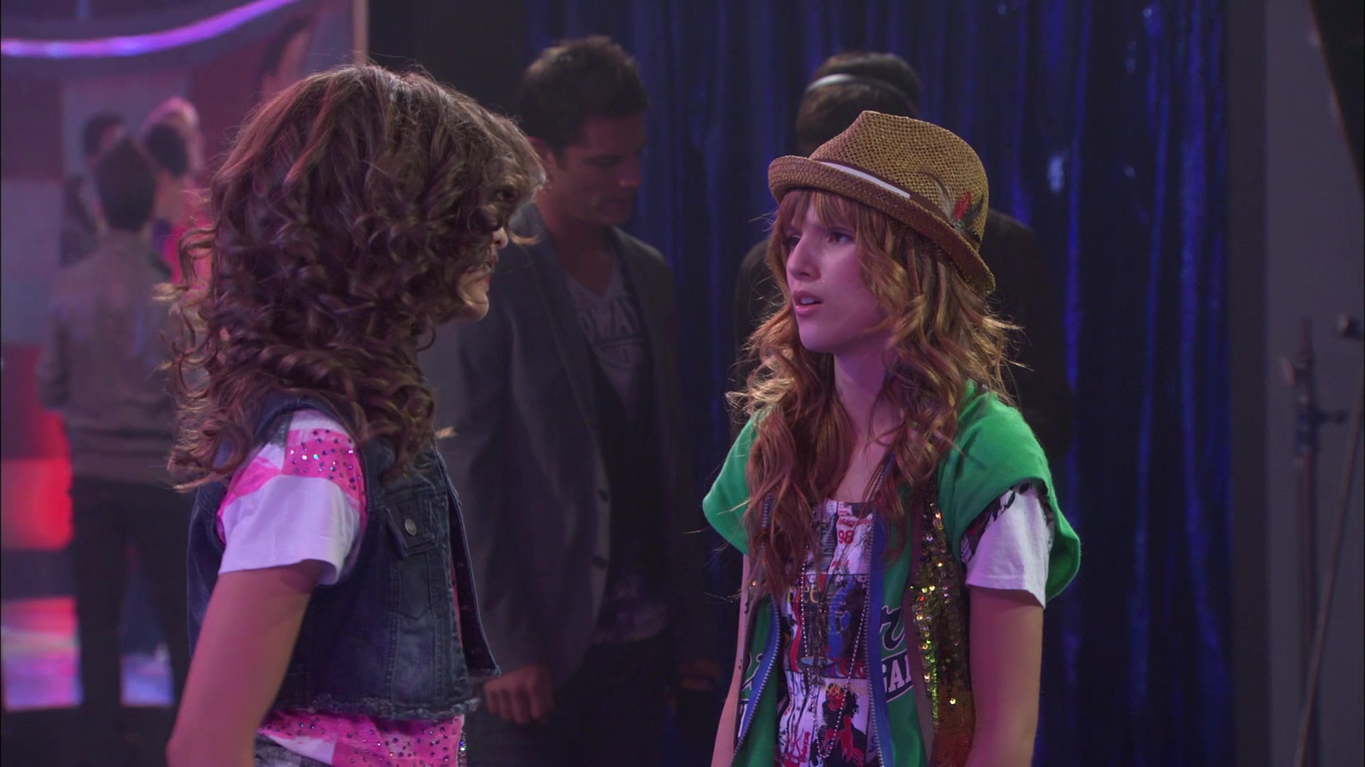 Shake_It_Up_S01E01_1080p_BTD_002637.jpg Shake_It_Up_S01E01_1080p_BTD_002637.jpg