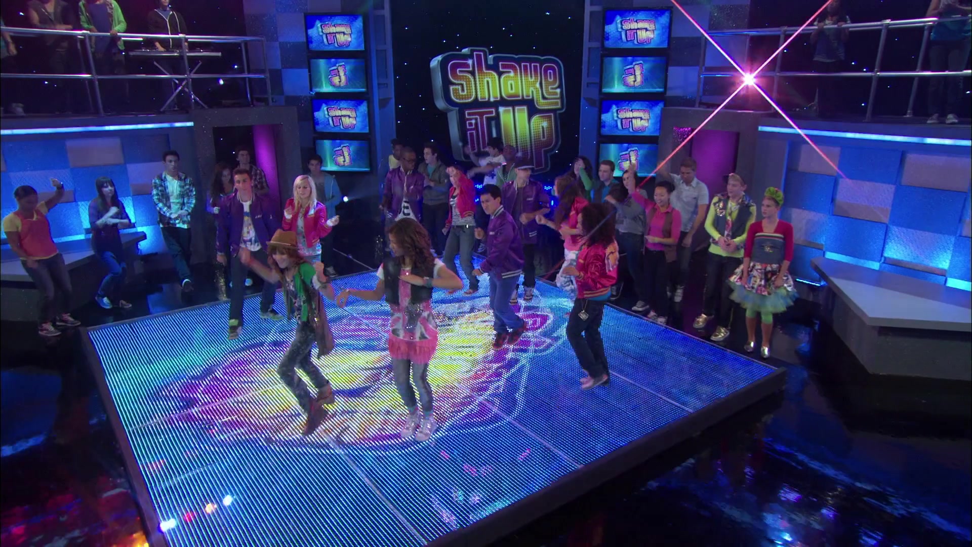 Shake_It_Up_S01E01_1080p_BTD_002738.jpg Shake_It_Up_S01E01_1080p_BTD_002738.jpg
