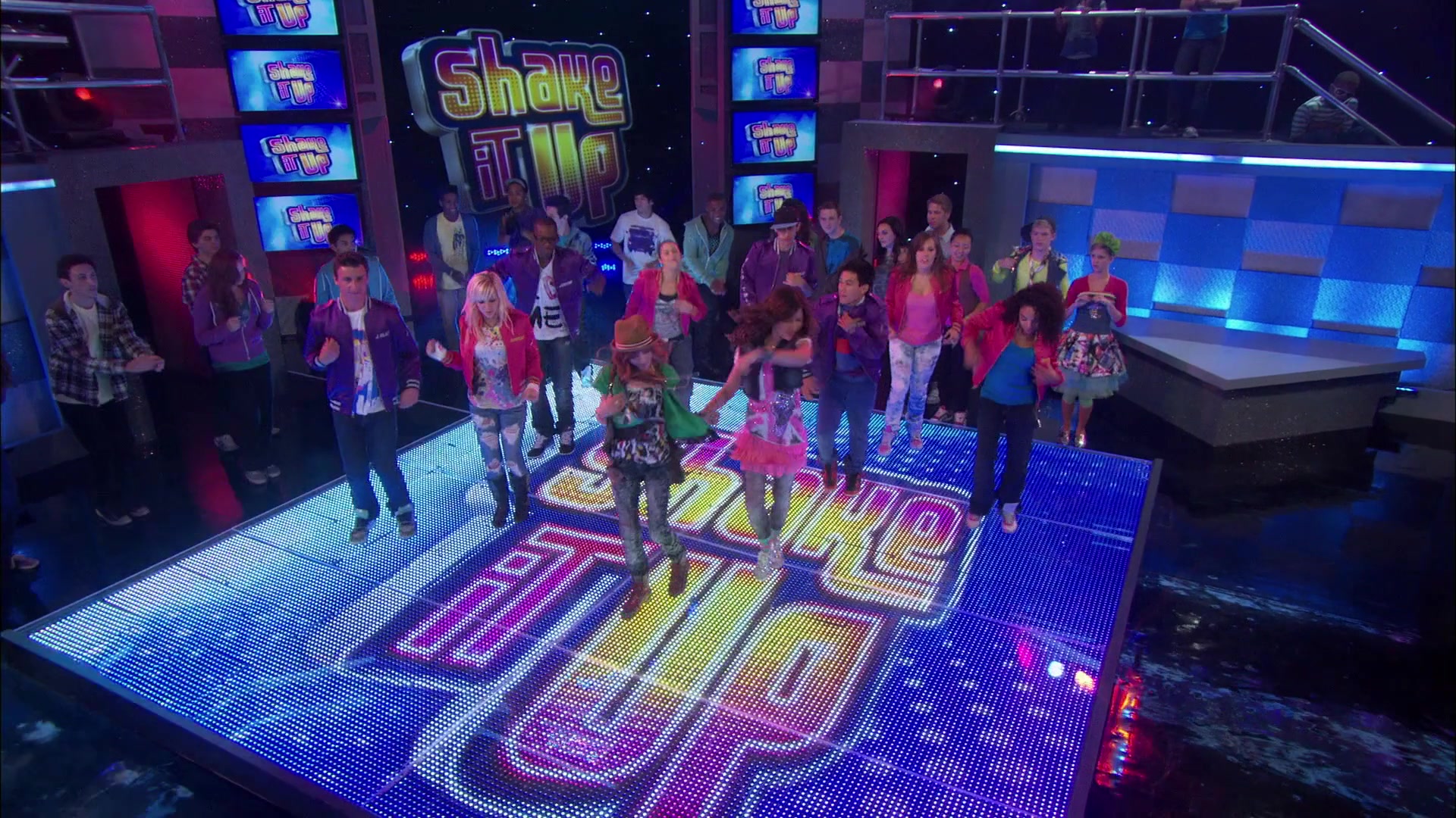 Shake_It_Up_S01E01_1080p_BTD_002762.jpg Shake_It_Up_S01E01_1080p_BTD_002762.jpg