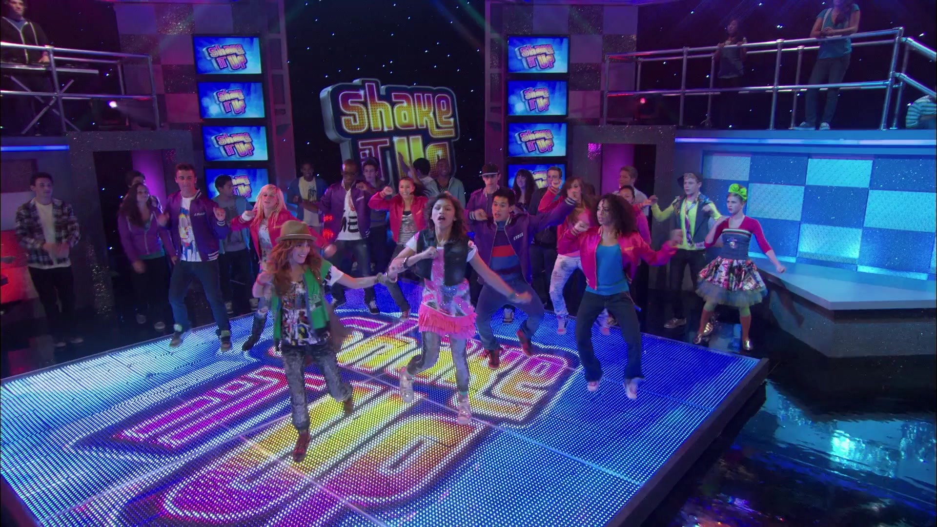 Shake_It_Up_S01E01_1080p_BTD_002775.jpg Shake_It_Up_S01E01_1080p_BTD_002775.jpg